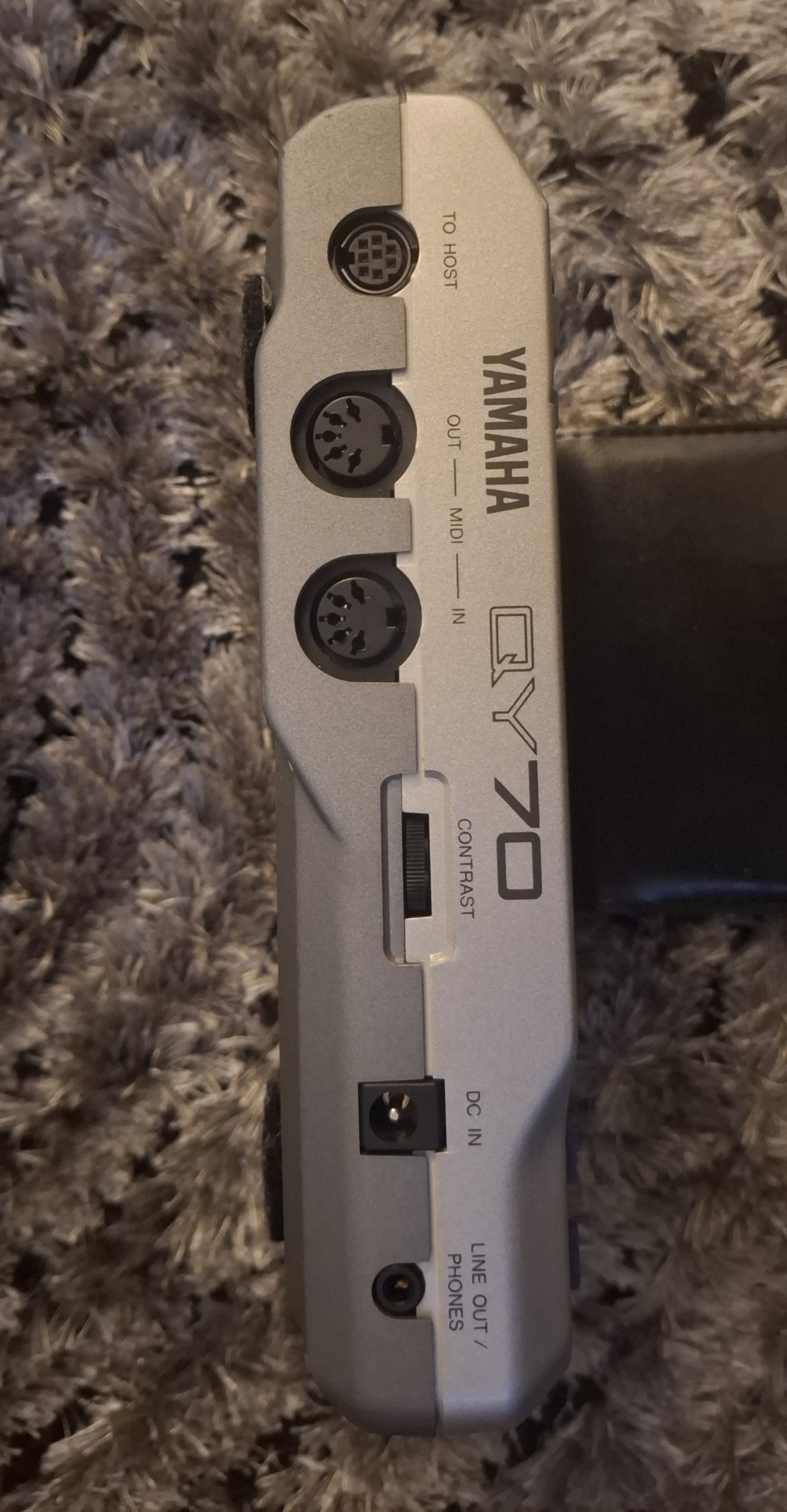 Yamaha QY70 (99466)