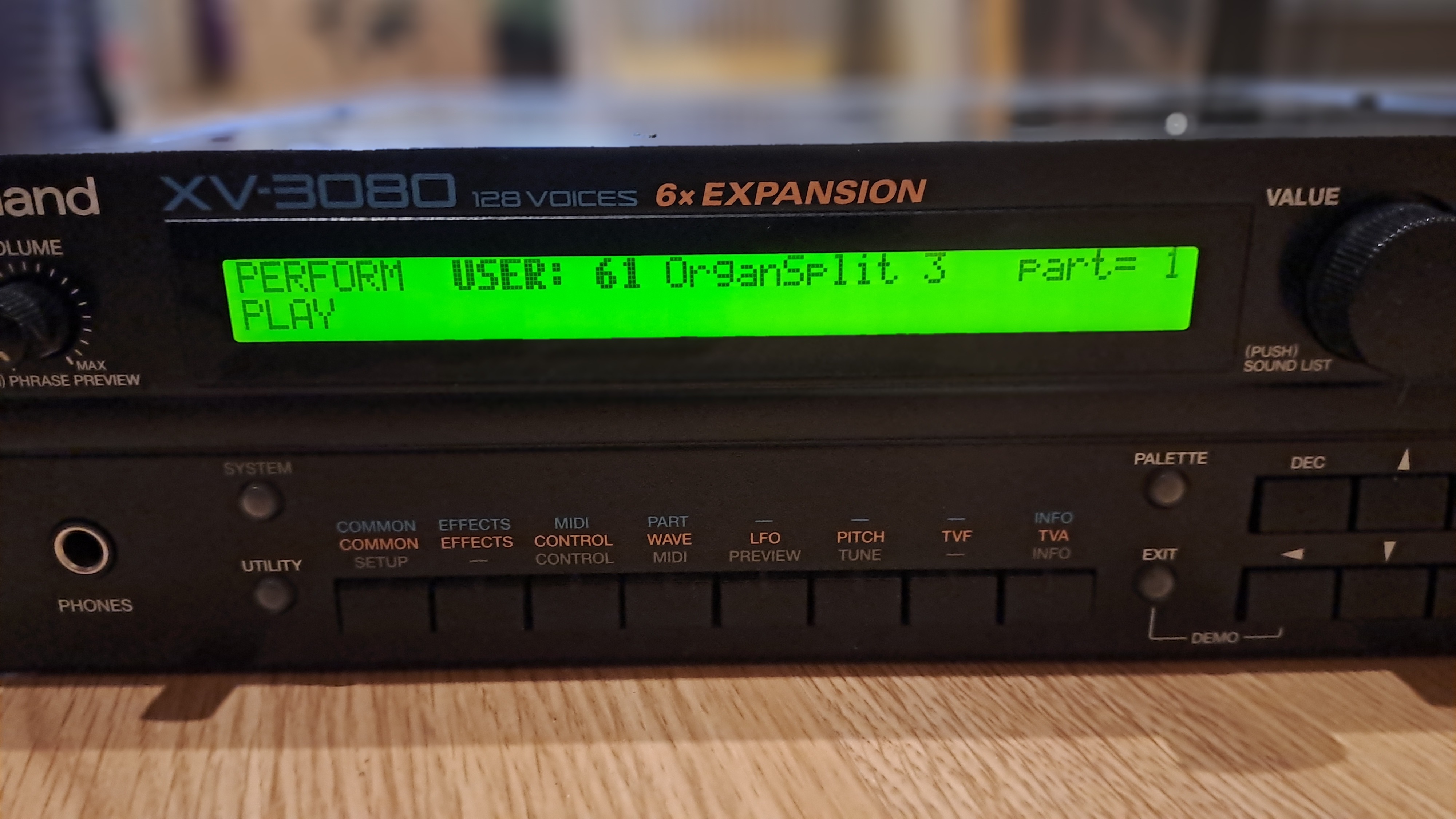 Vends Roland XV-3080