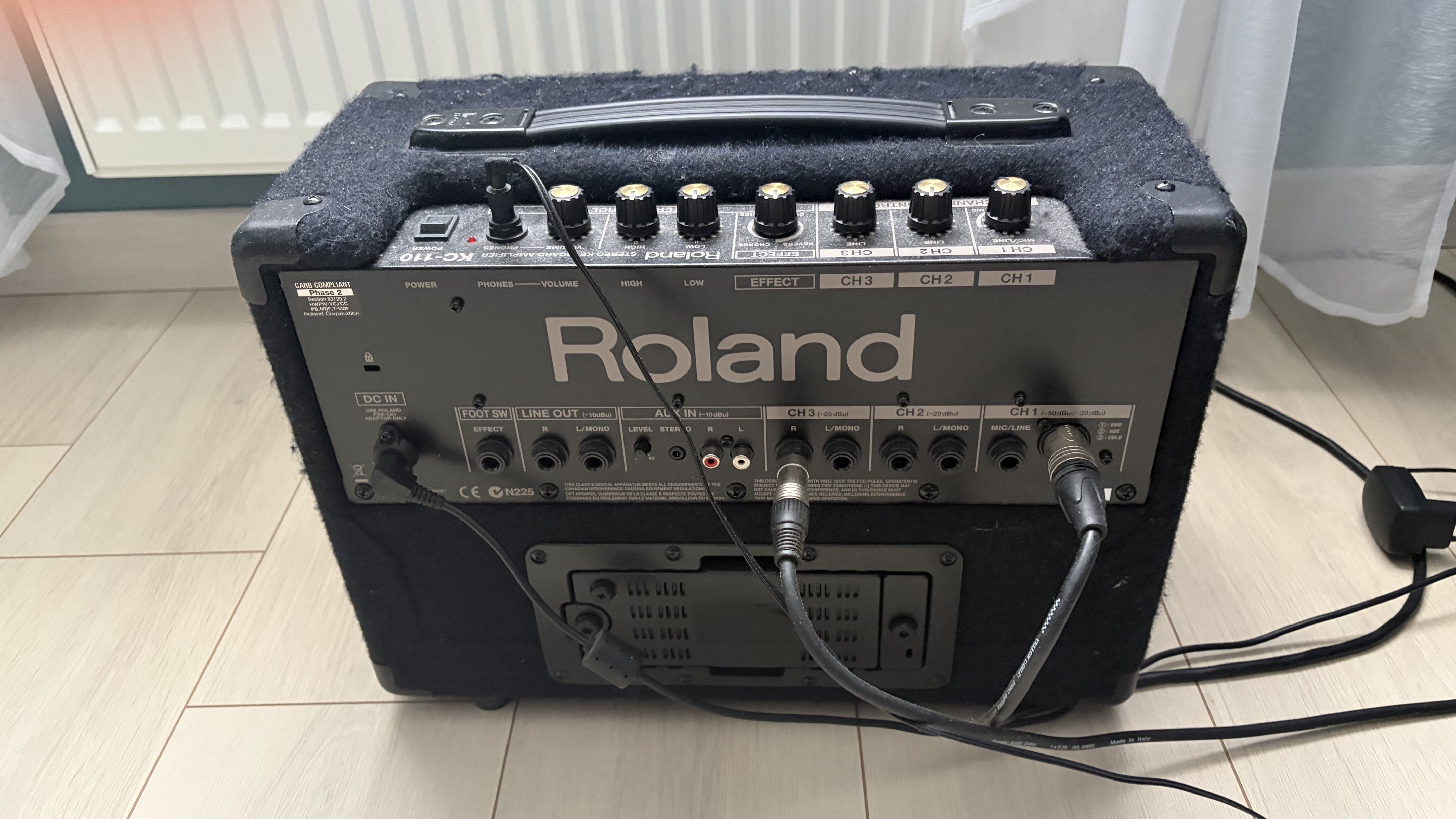 Roland KC-110 