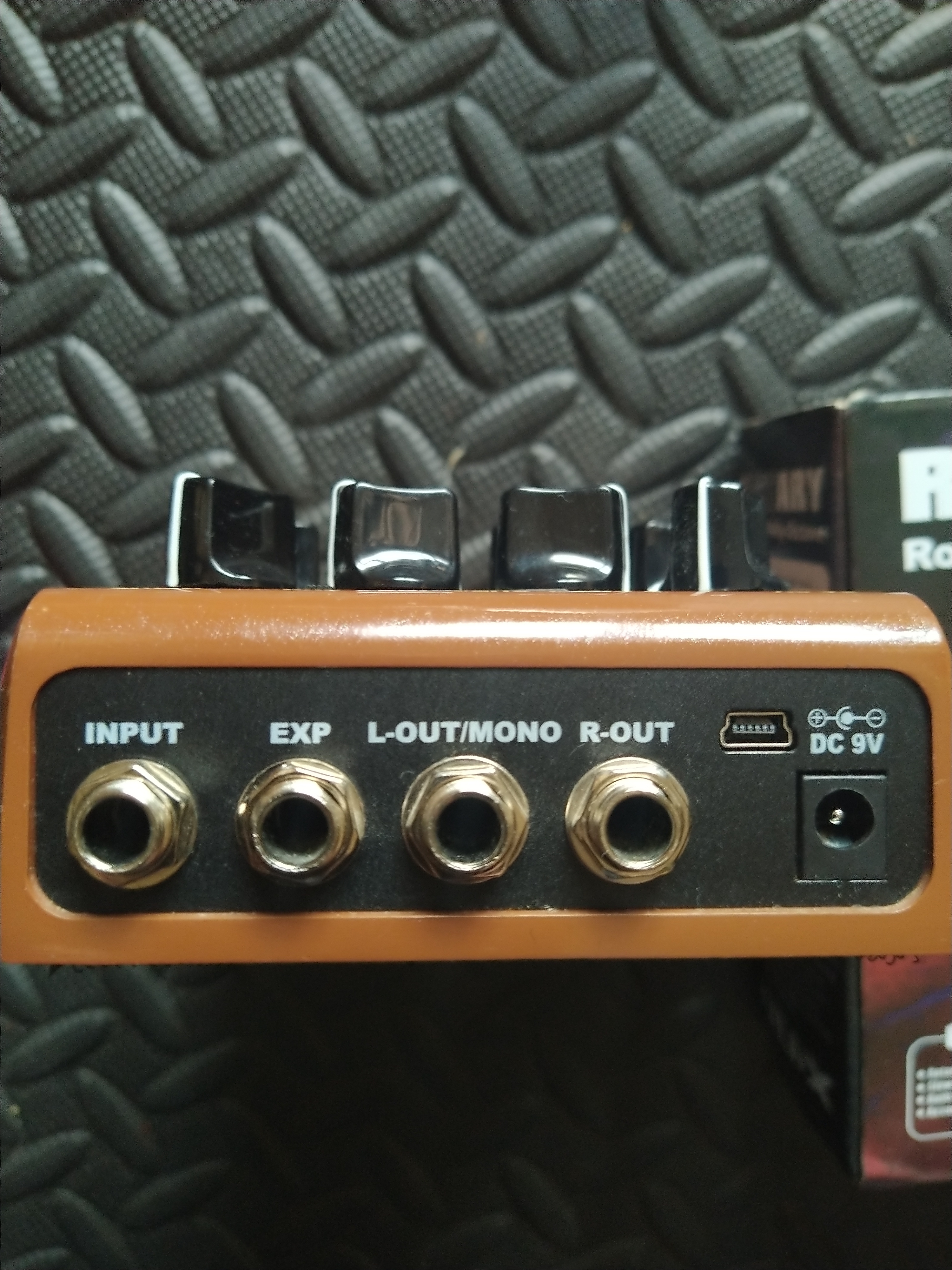 Vends Nux Roctary avec sa boite d'origine sans alimentation