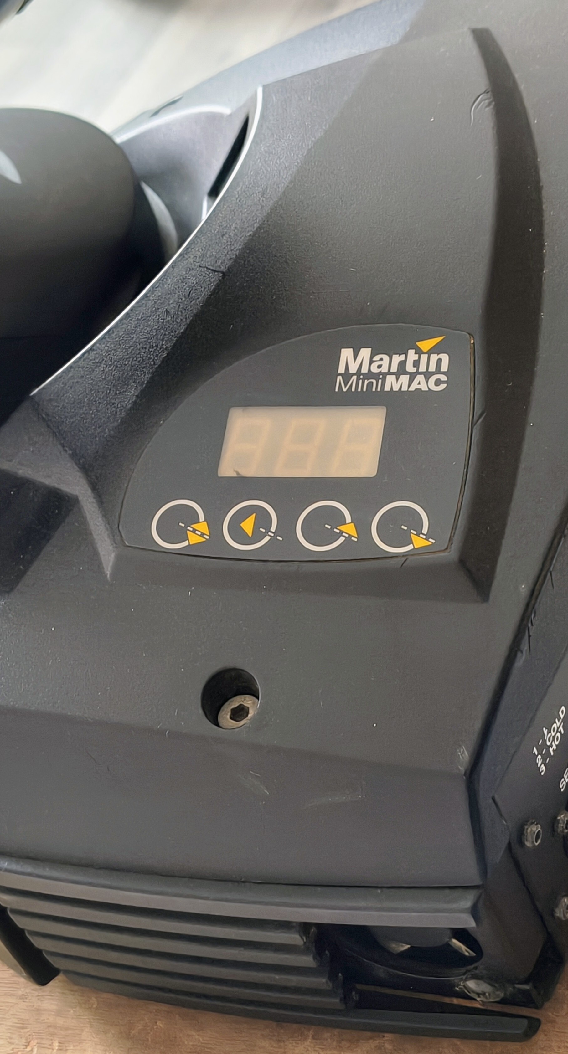 Martin MiniMAC Profile (1096)