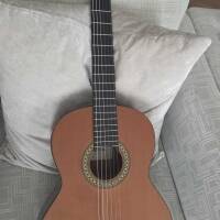 Guitare classique Alhambra 4P, table cèdre massif + étu…
