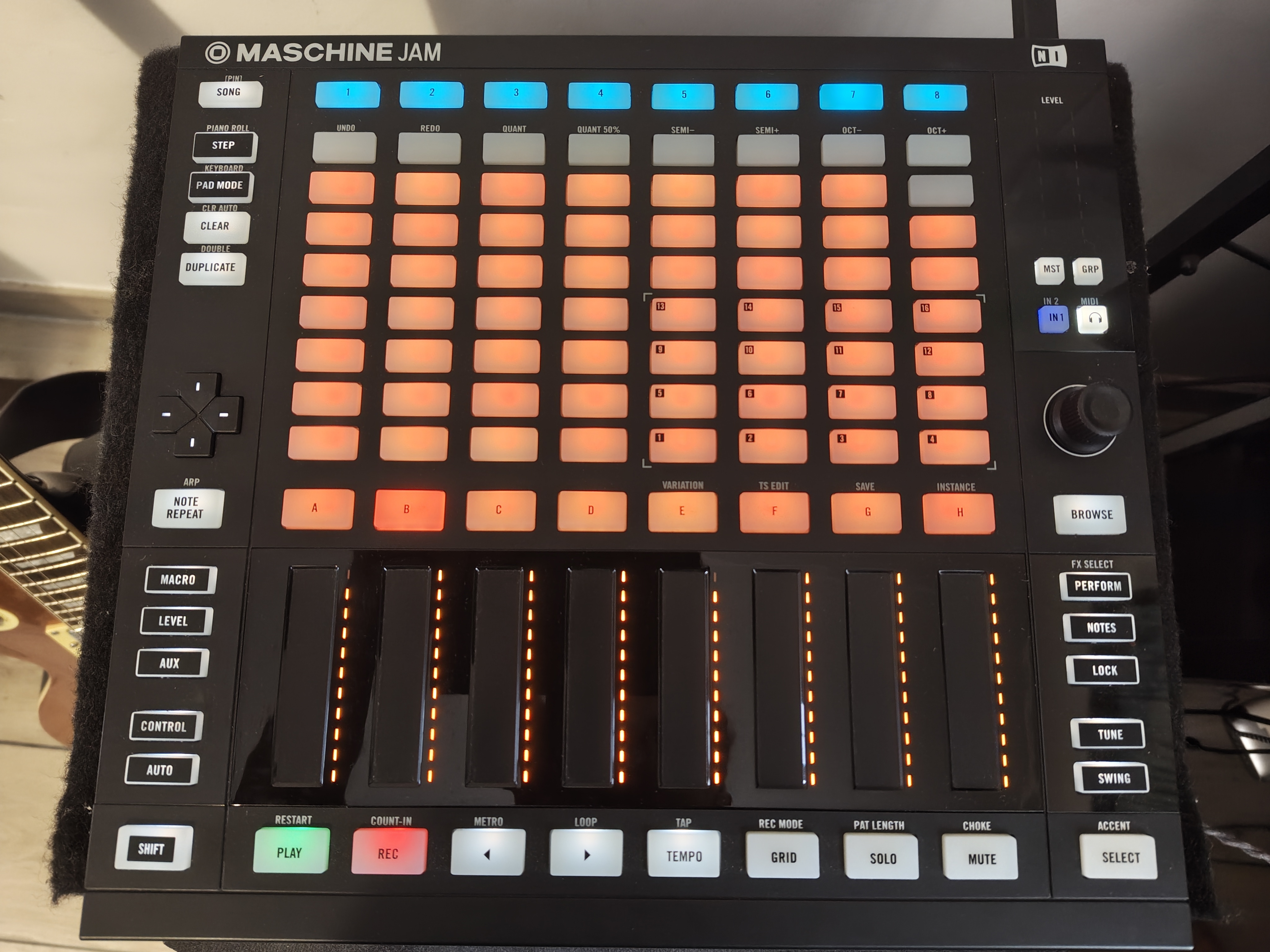 Native Instruments Maschine Jam (23734)