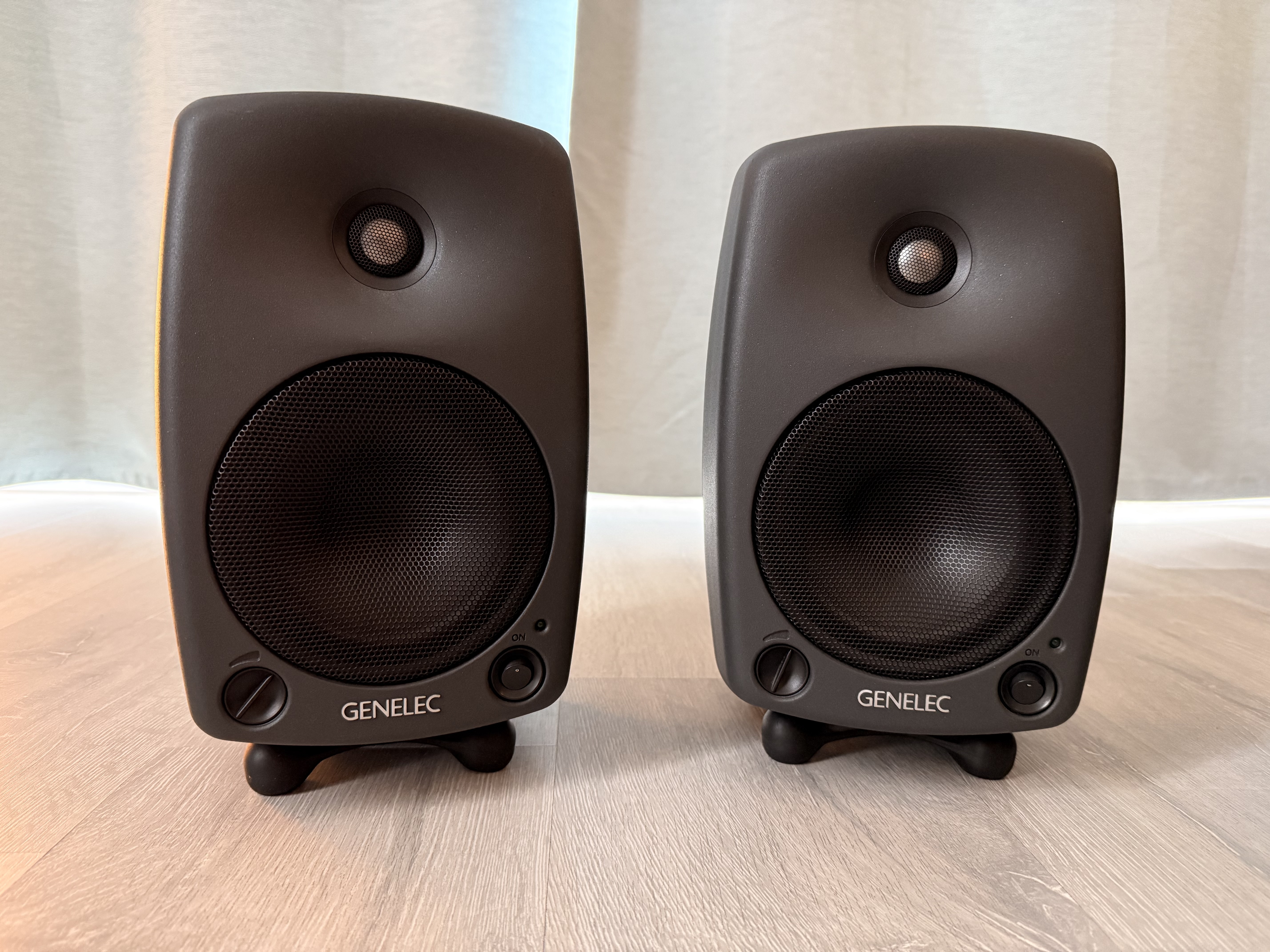 Paire de moniteurs Genelec – excellent état