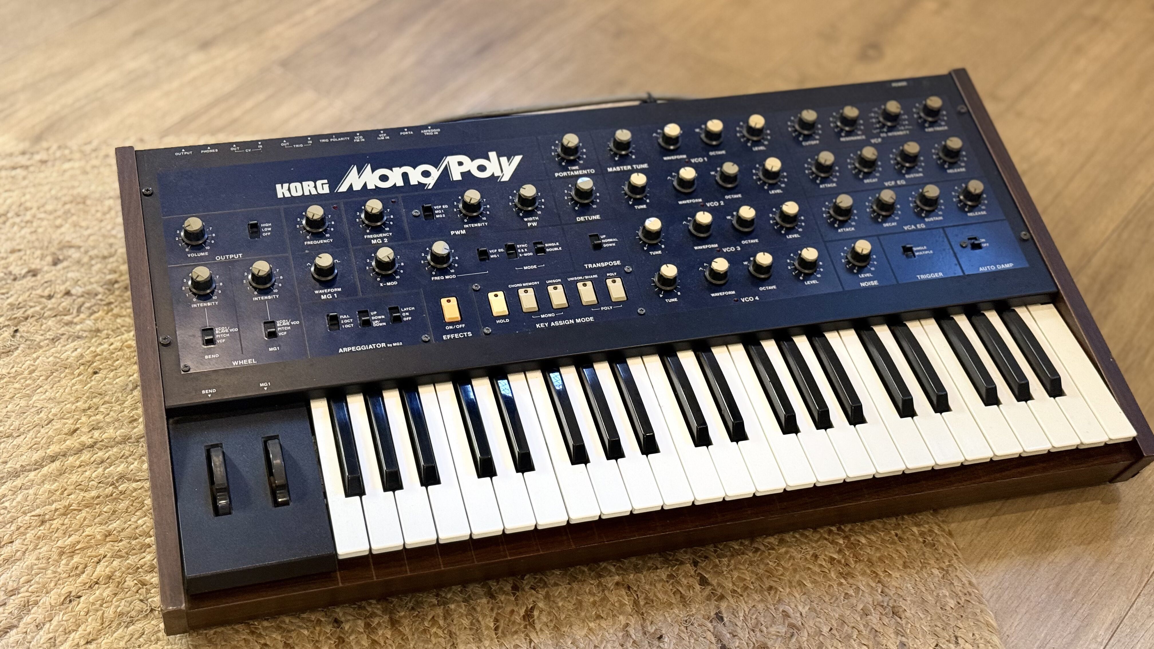 Korg MonoPoly vintage - 1981 - révisé