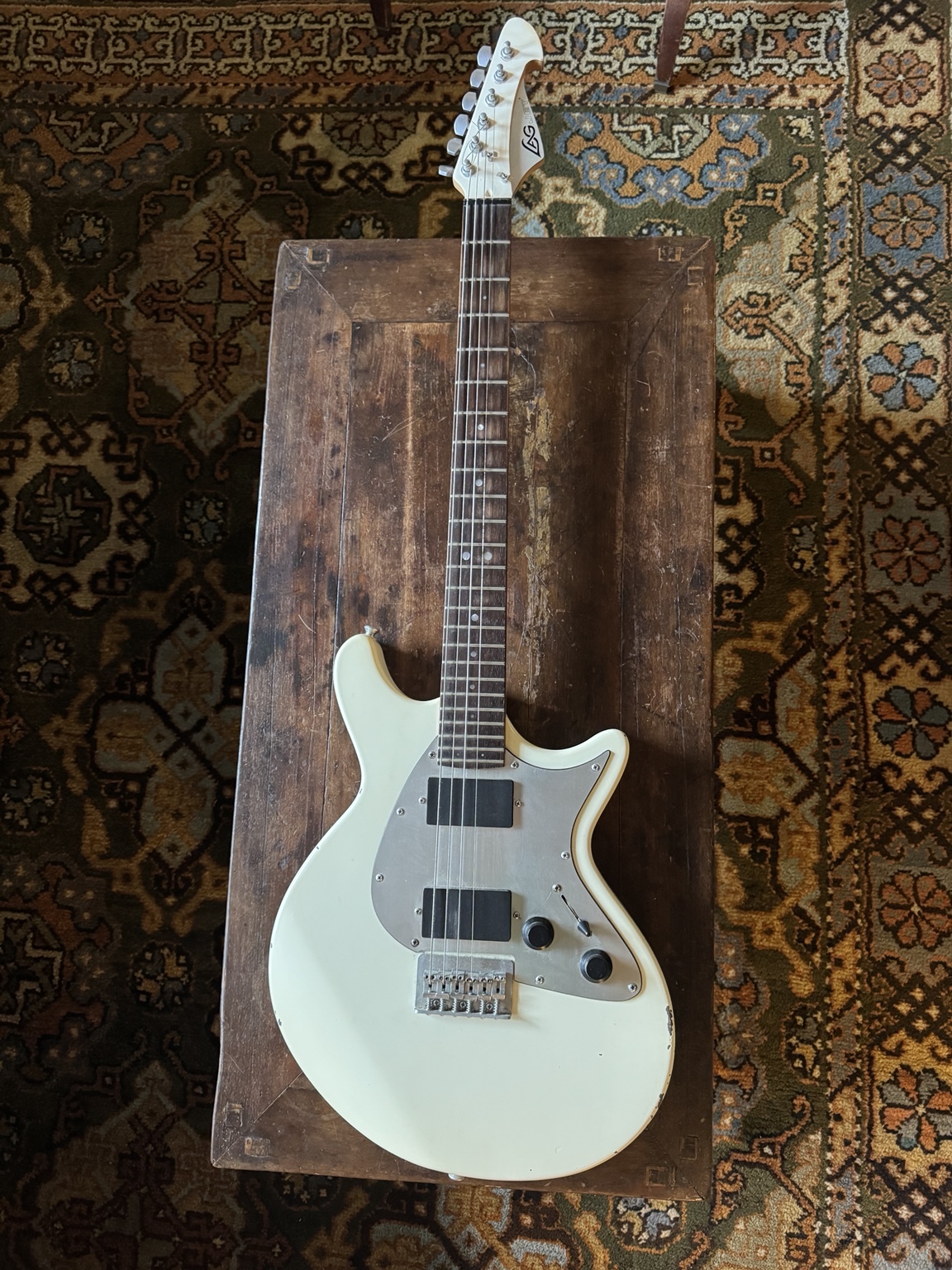 Lâg Jet White JM100