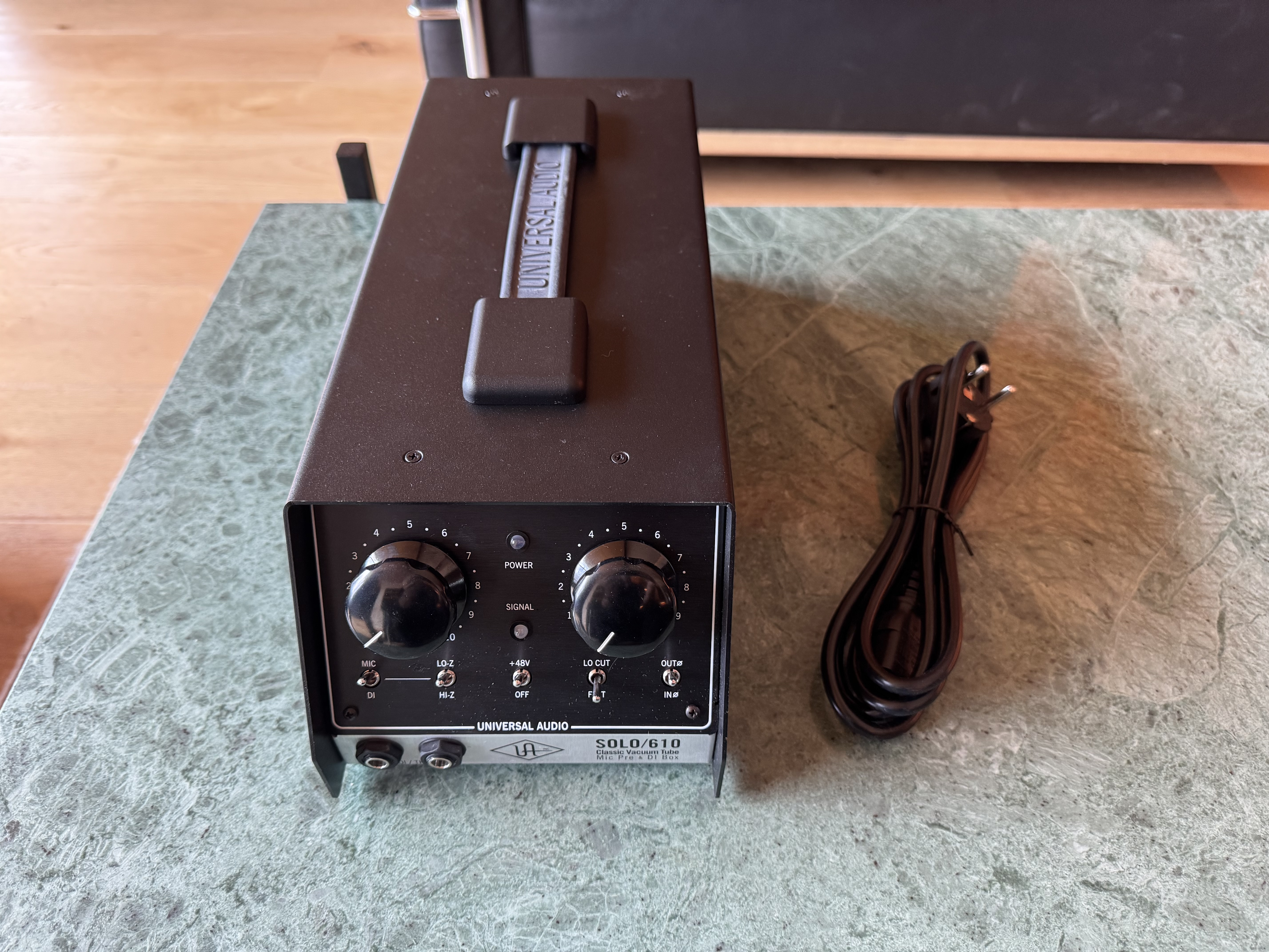 A VENDRE SOLO 610