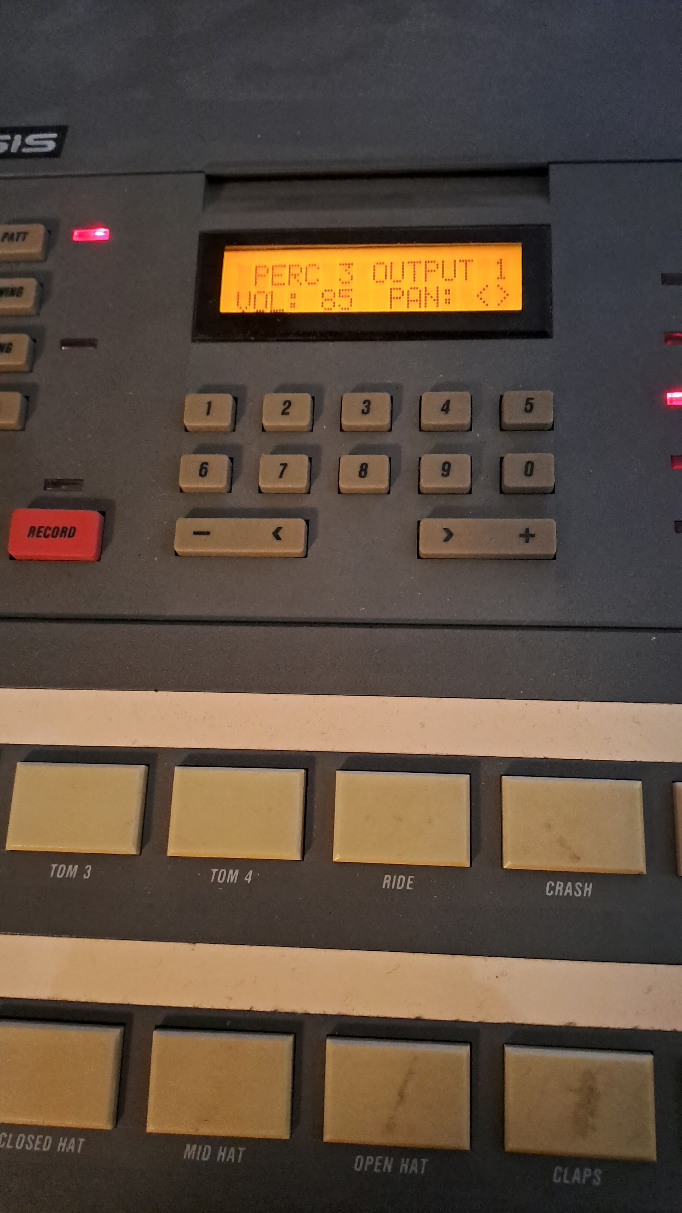 À vendre Alesis HR16