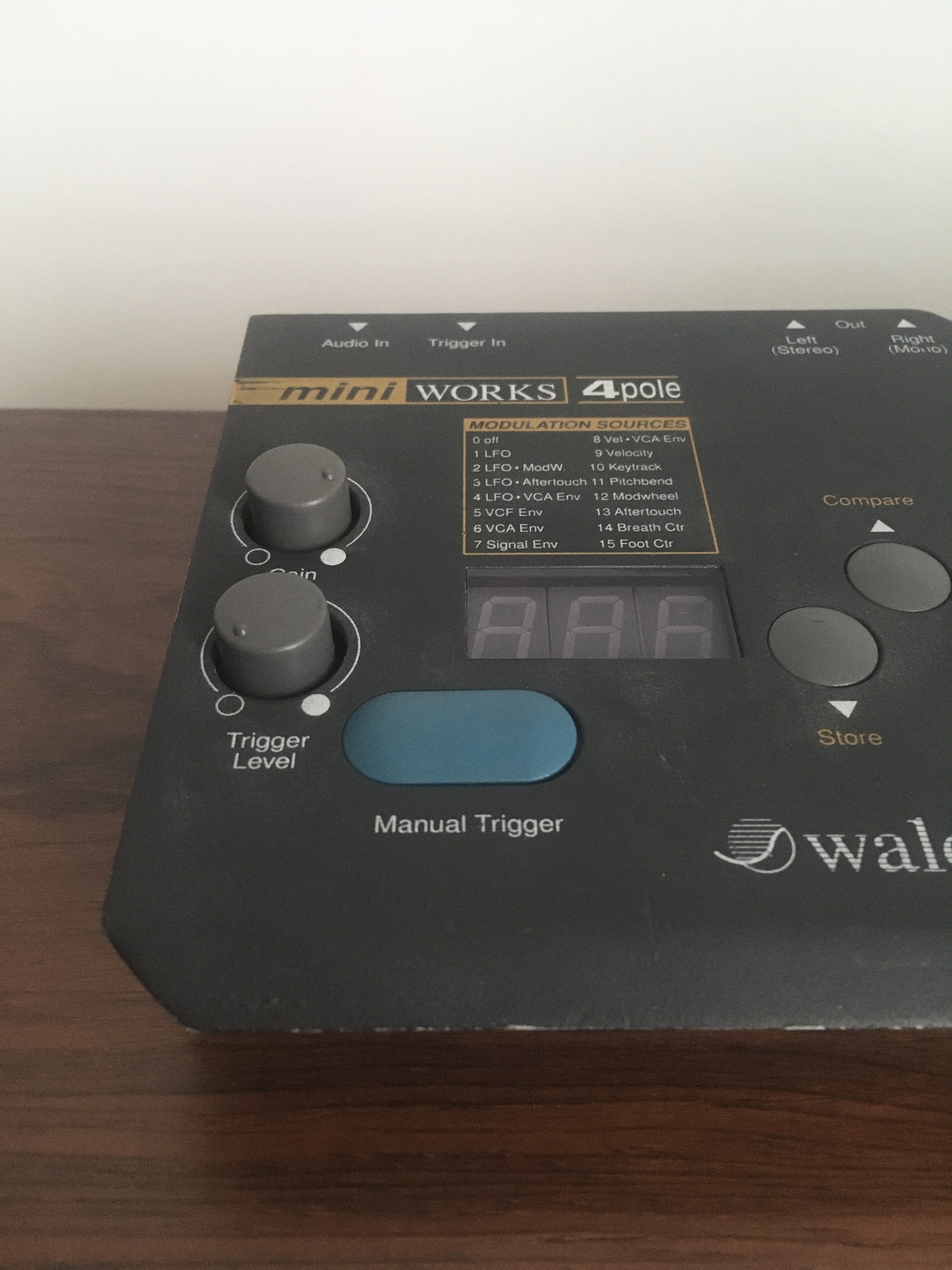 Waldorf Mini Works 4POLE (13502)