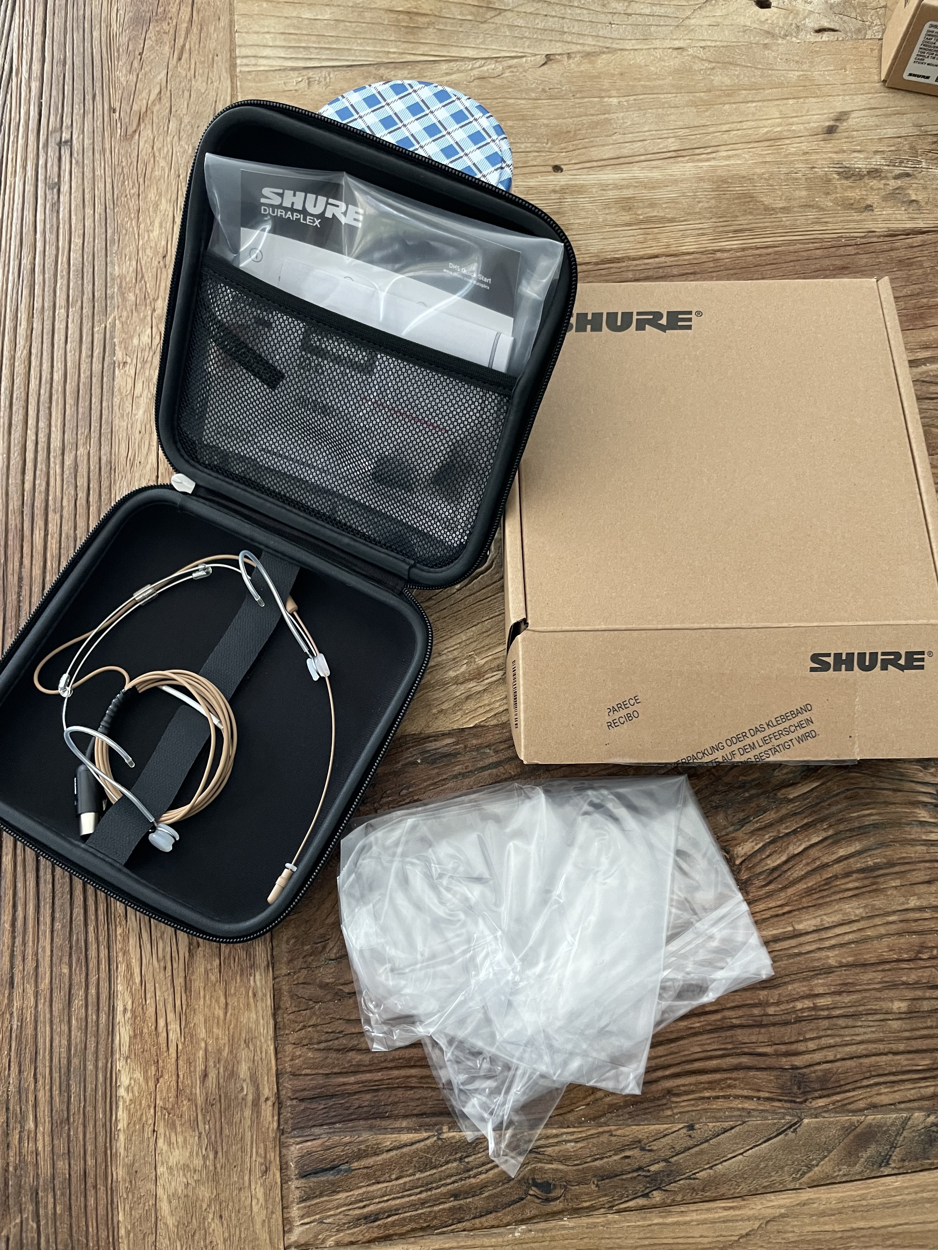 Vends microphone serre-tête professionnel Shure DuraPlex DH5C/O-MTQG, couleur Cocoa.