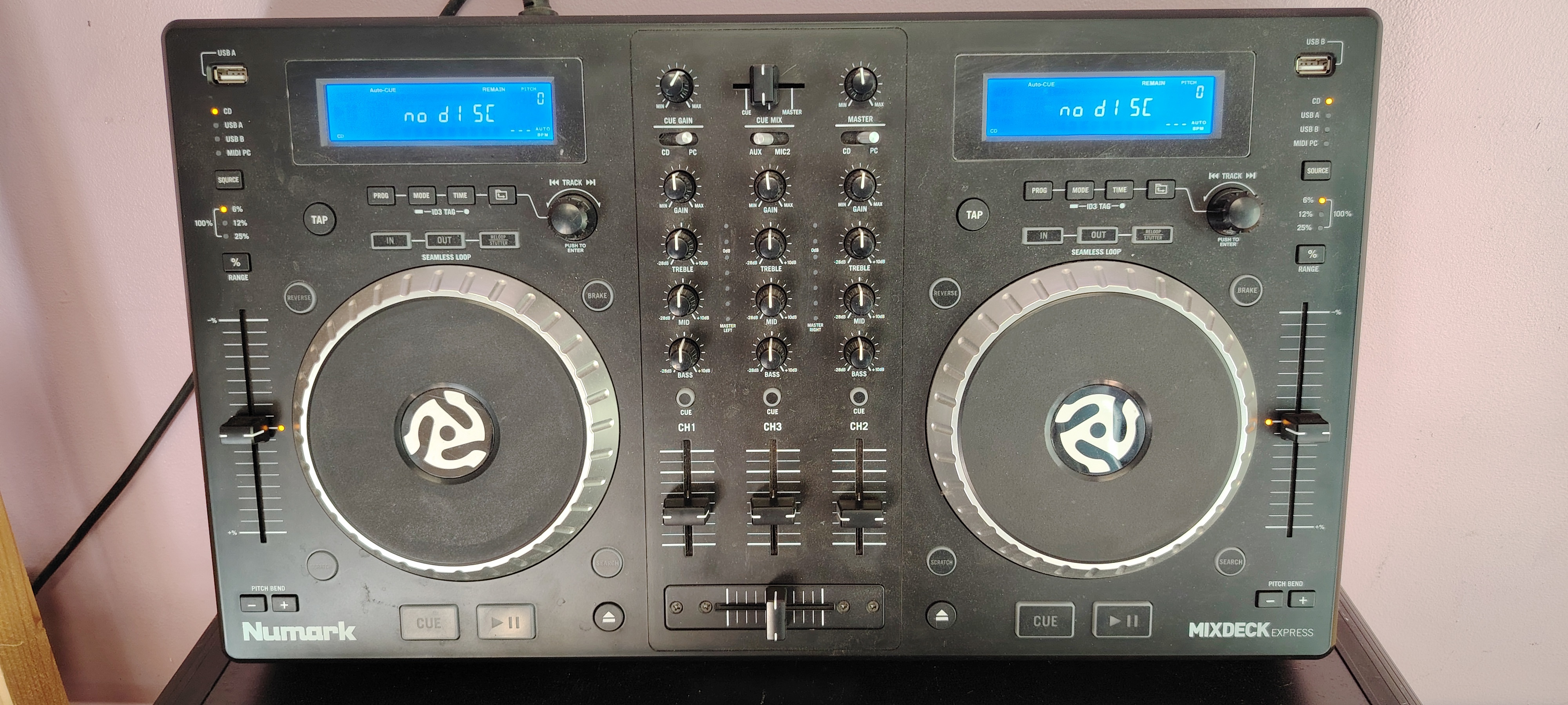 Numark Mixdeck (80705)