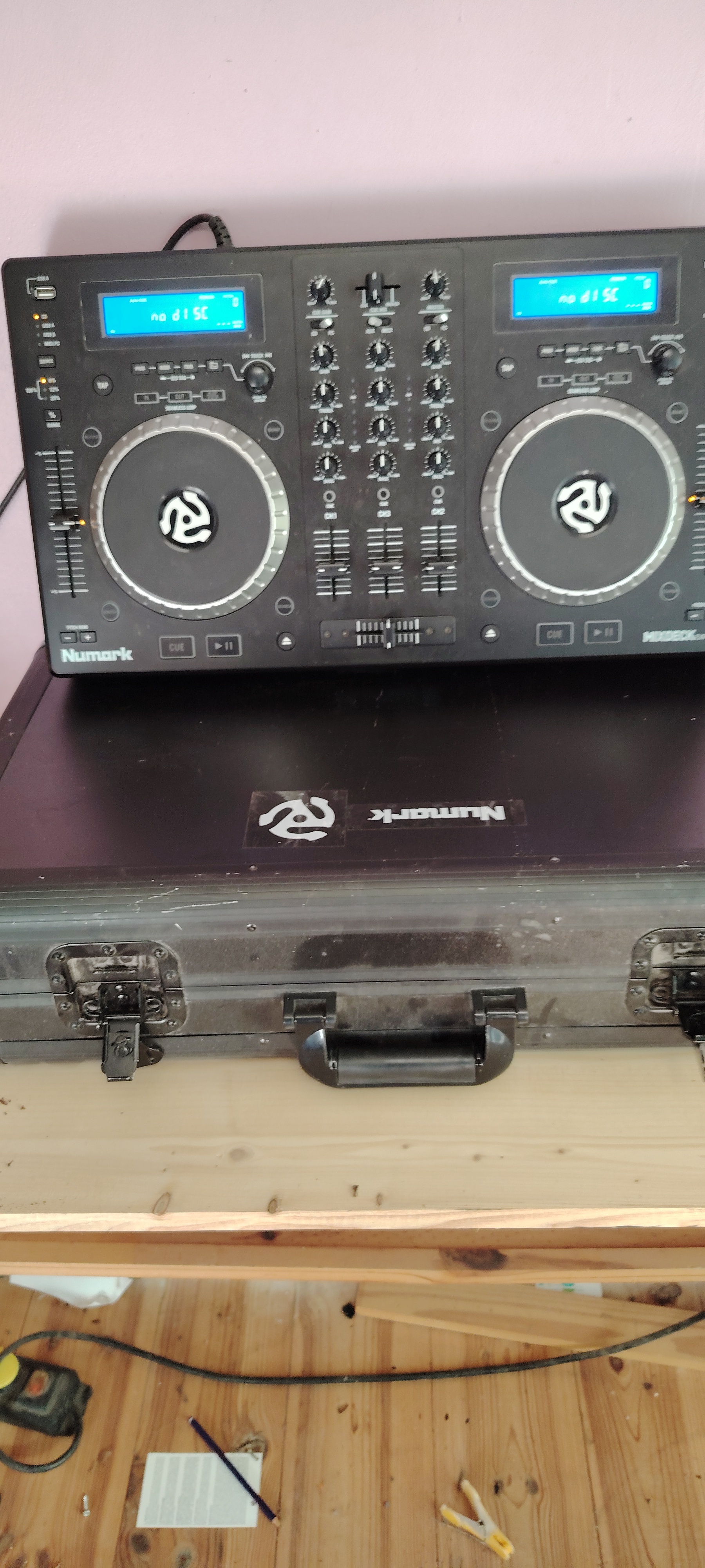 Numark Mixdeck (84135)