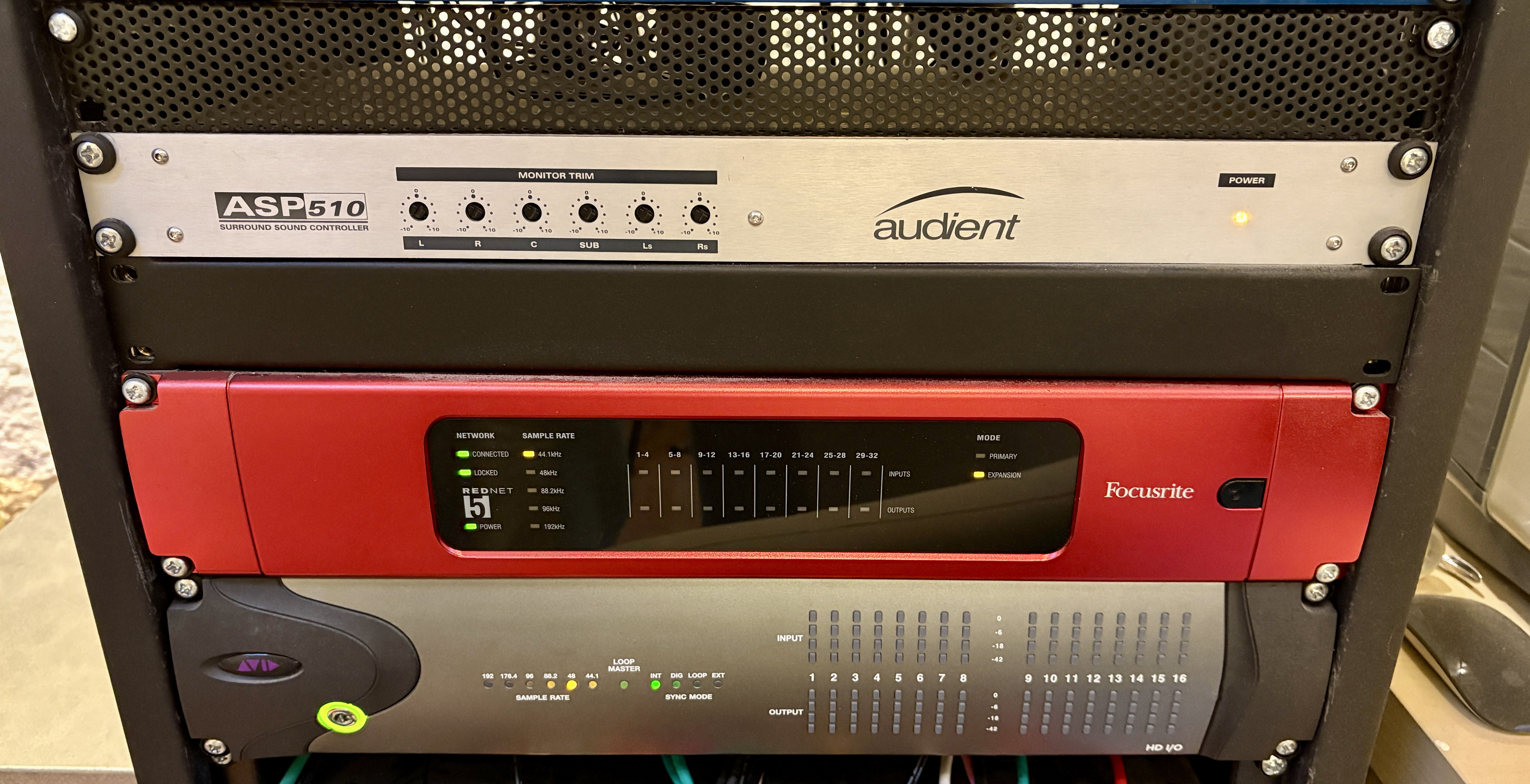 rack-Audient-Avid-Rednet5