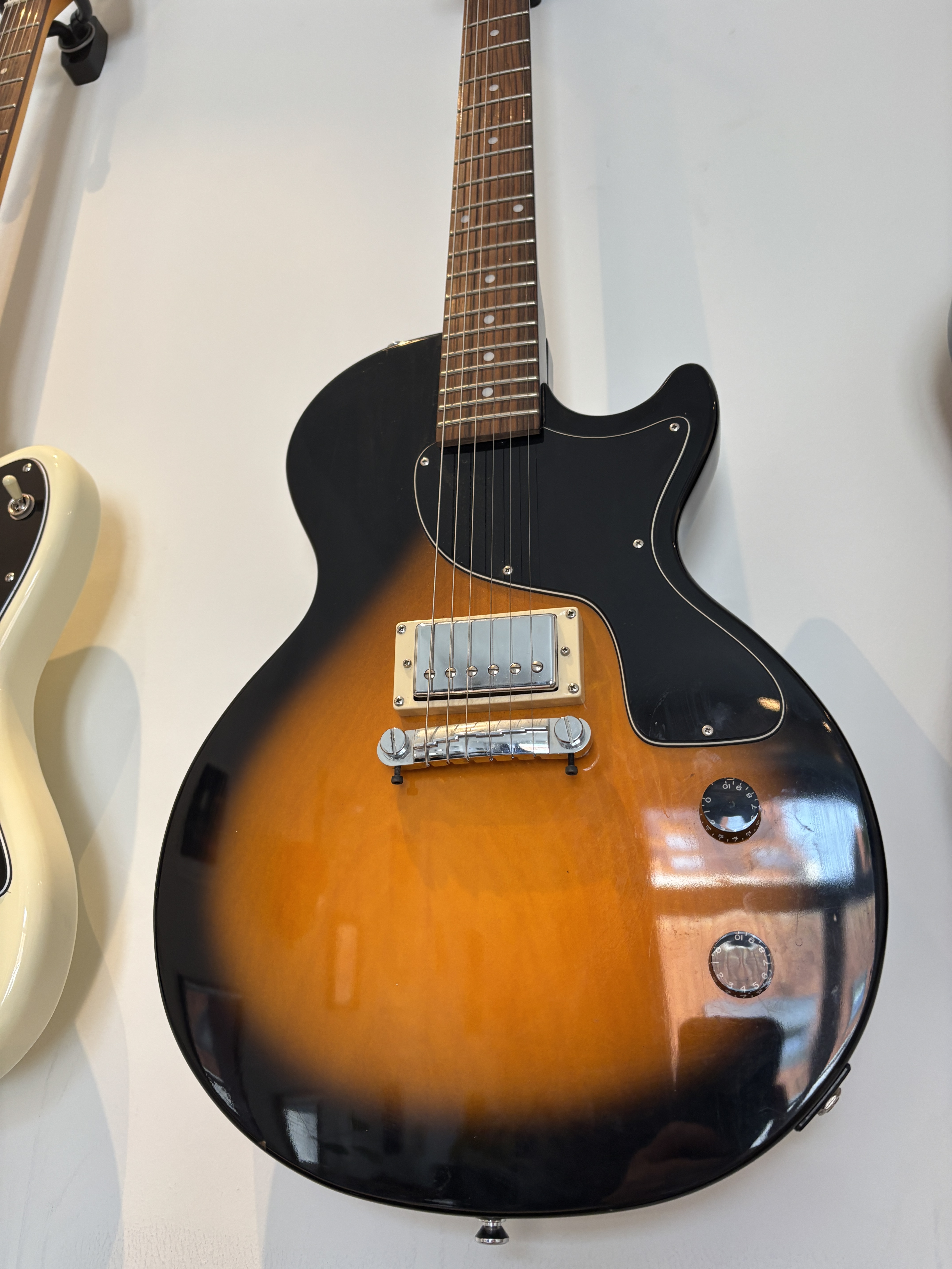 Epiphone Les Paul Junior – Vintage Sunburst