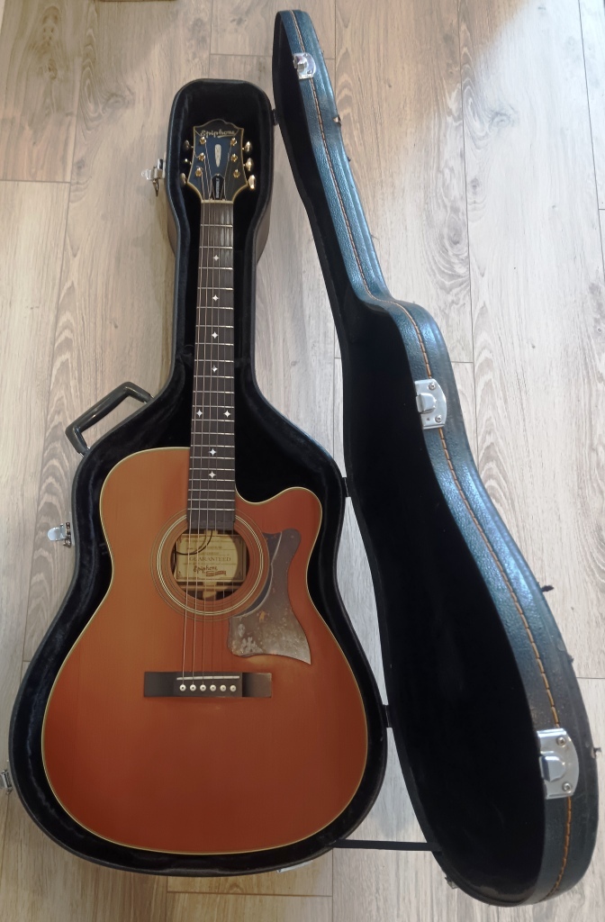 Epiphone Masterbilt EF-500RCCE - Rare manche large idéal Finger picking (échange possible)