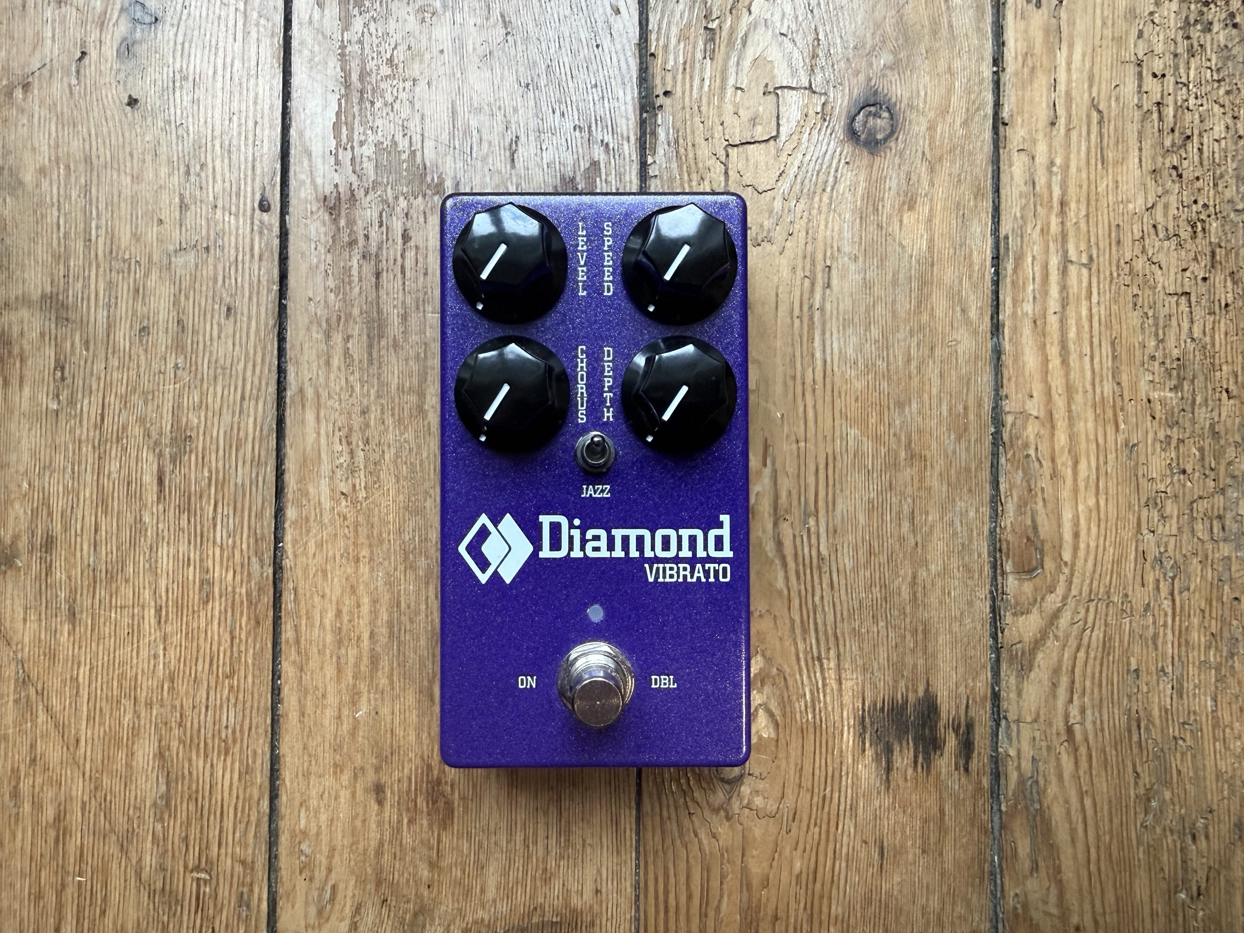 Pedale Diamond Vibrato