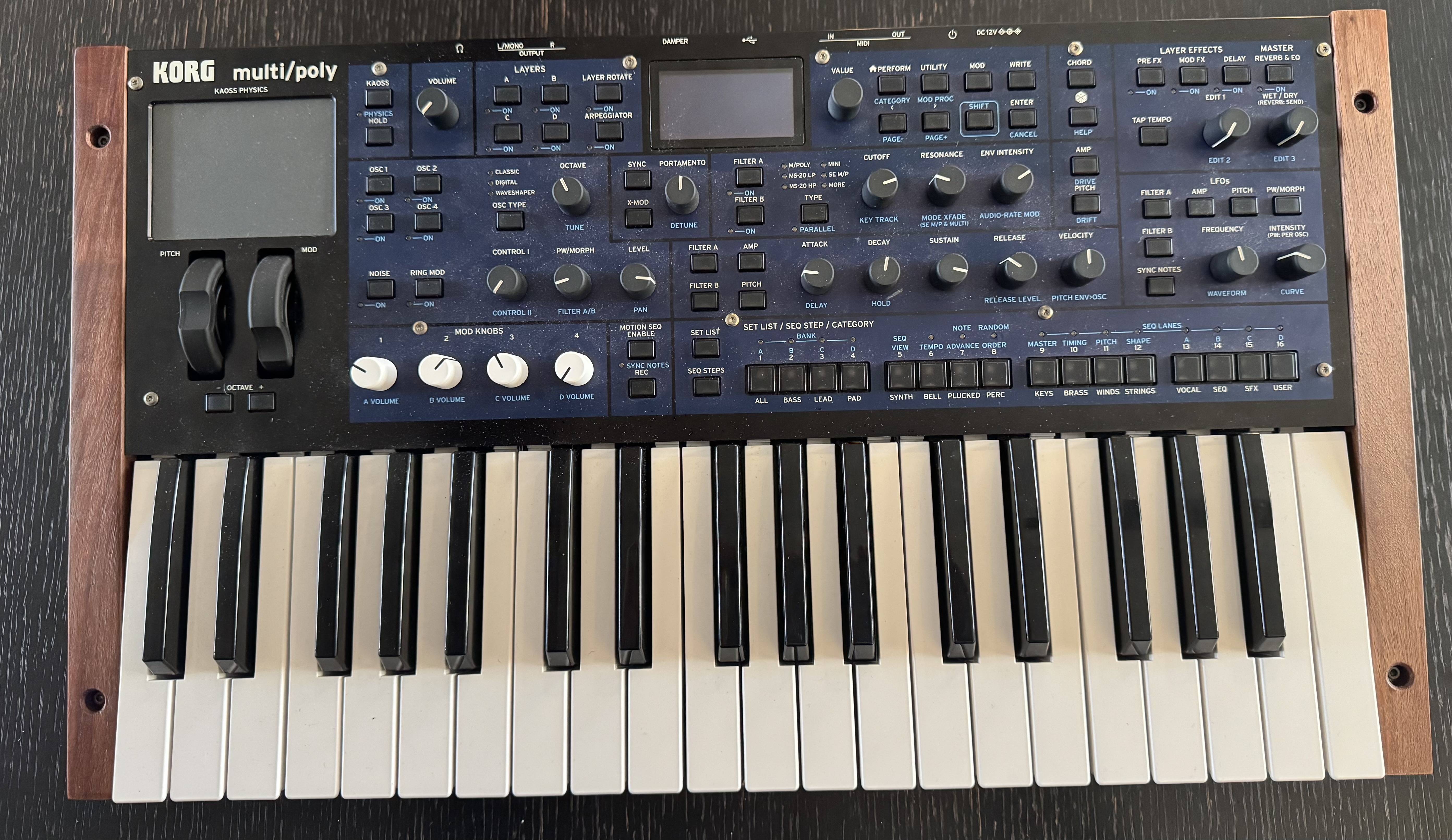 KORG MULTI/POLY Parfait état 