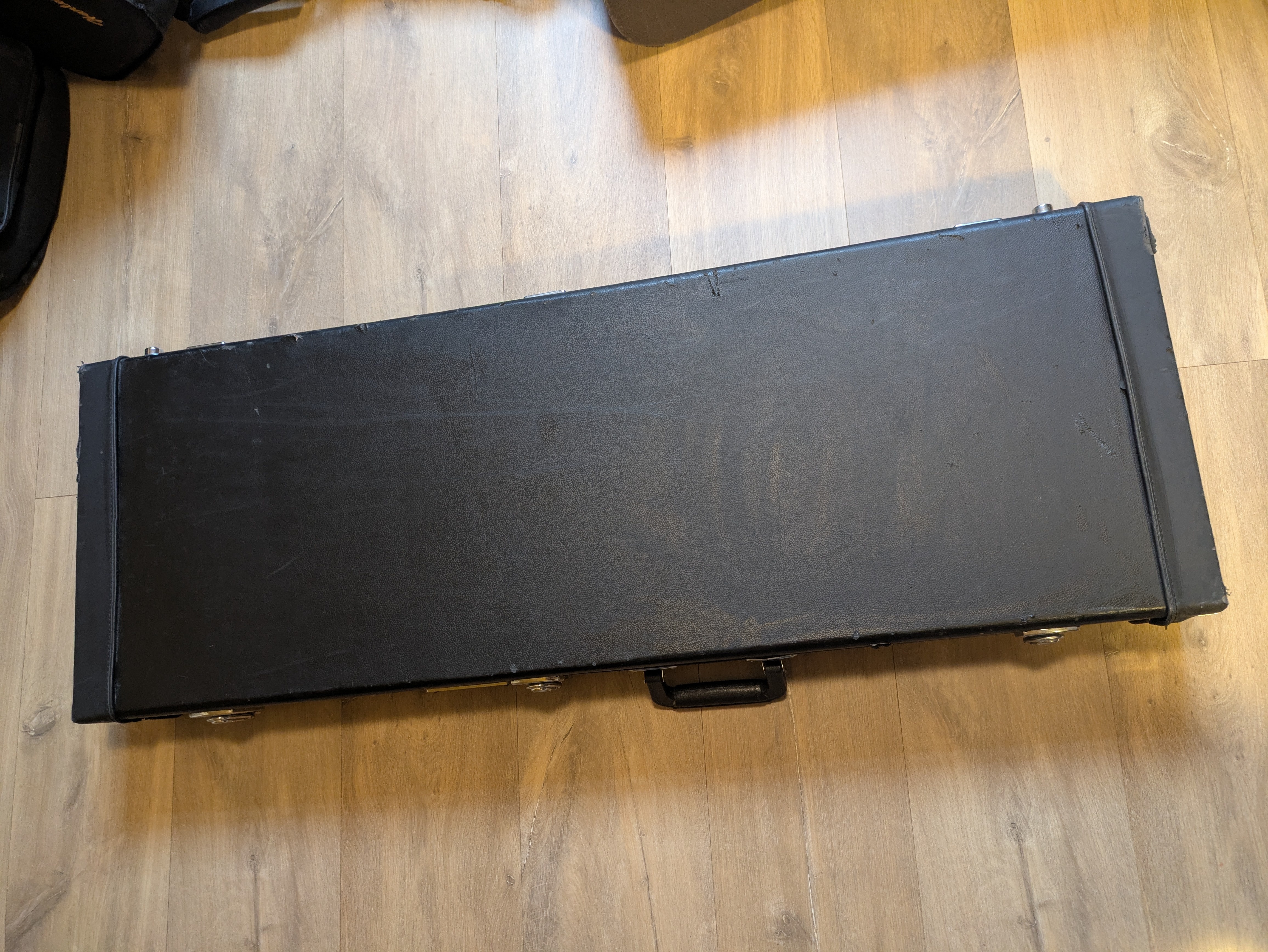 Vends case Tobago pour guitare électrique