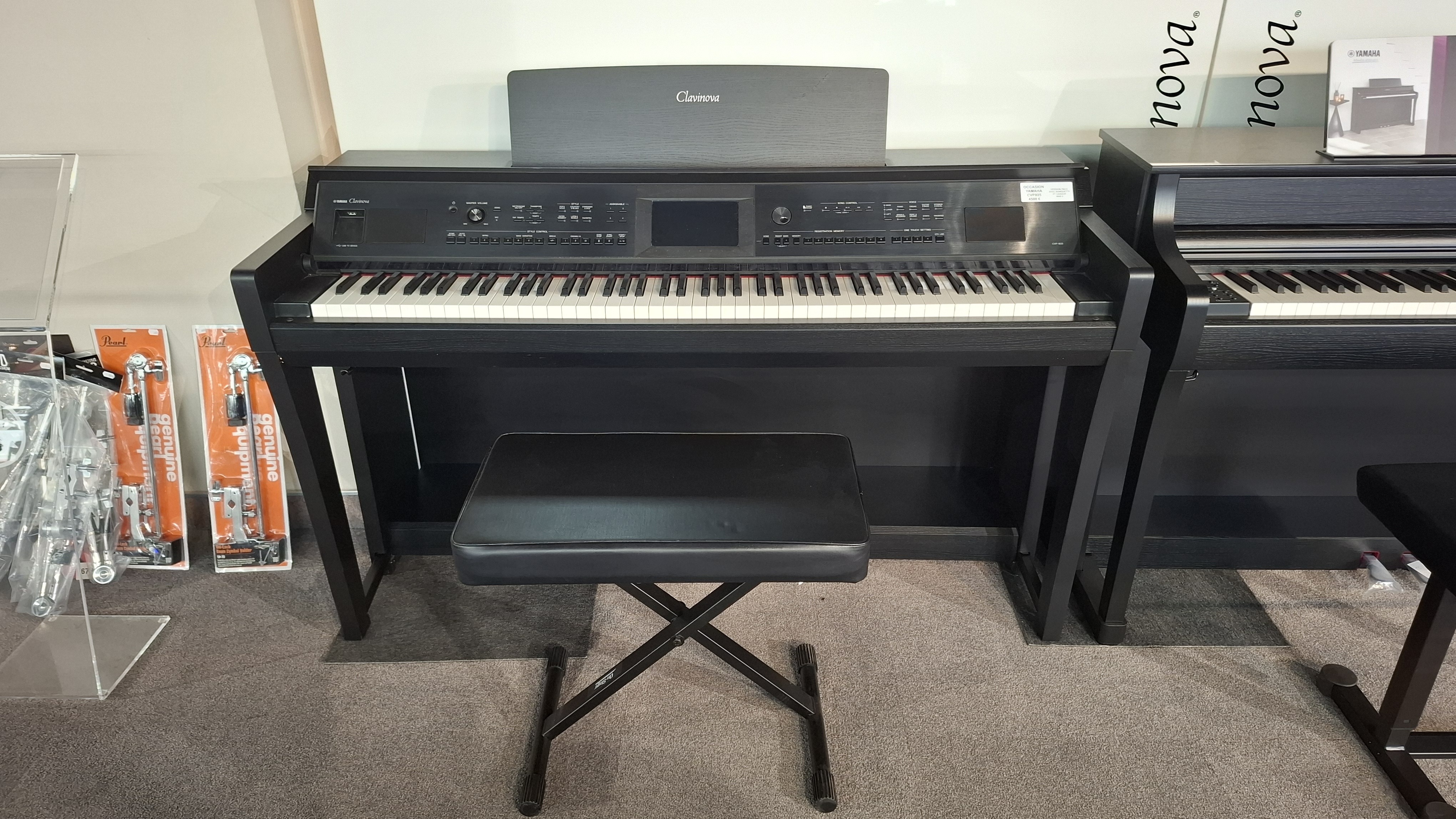 Yamaha Clavinova CVP-805