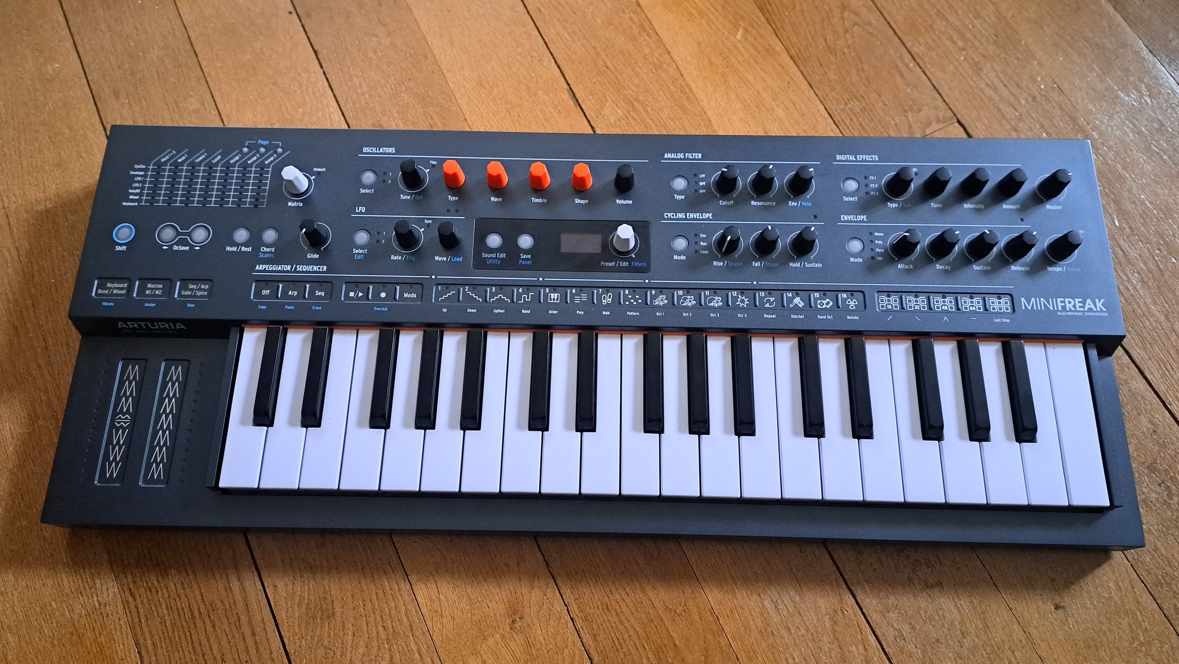 Arturia MiniFreak