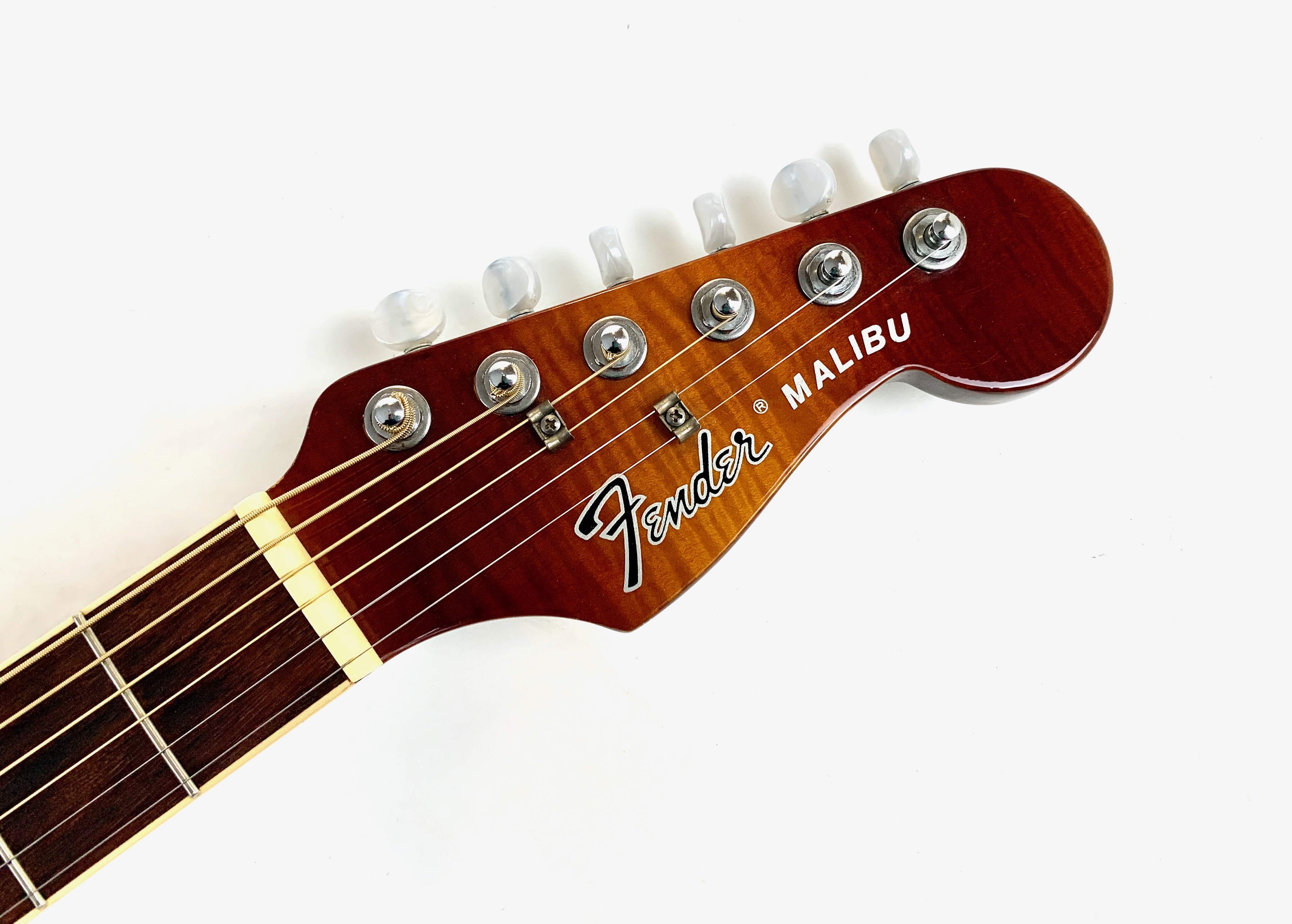 Fender Malibu (1965-1971) (73546)
