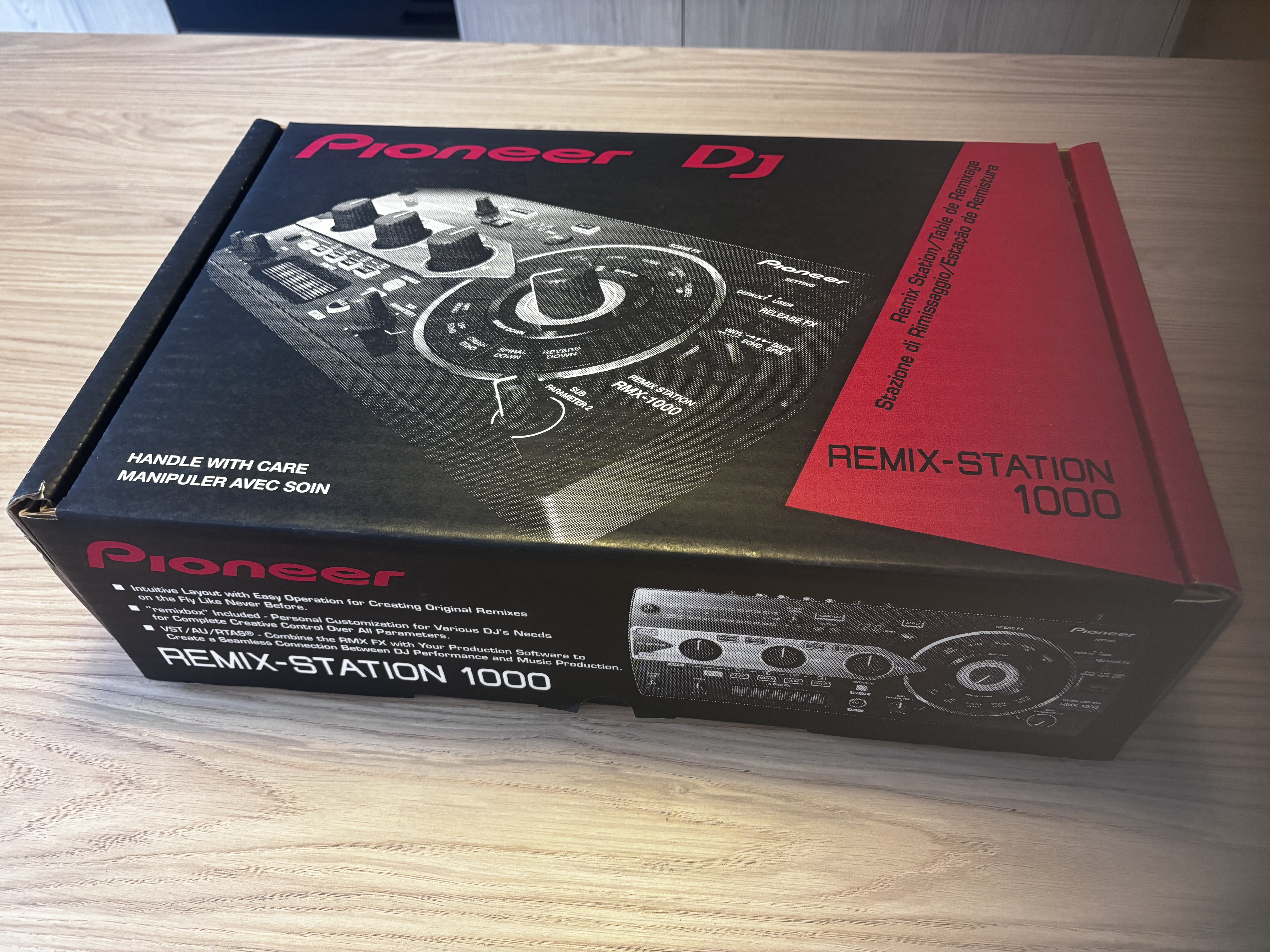 VENDS PIONEER RMX 1000 COMME NEUF ET COMPLET