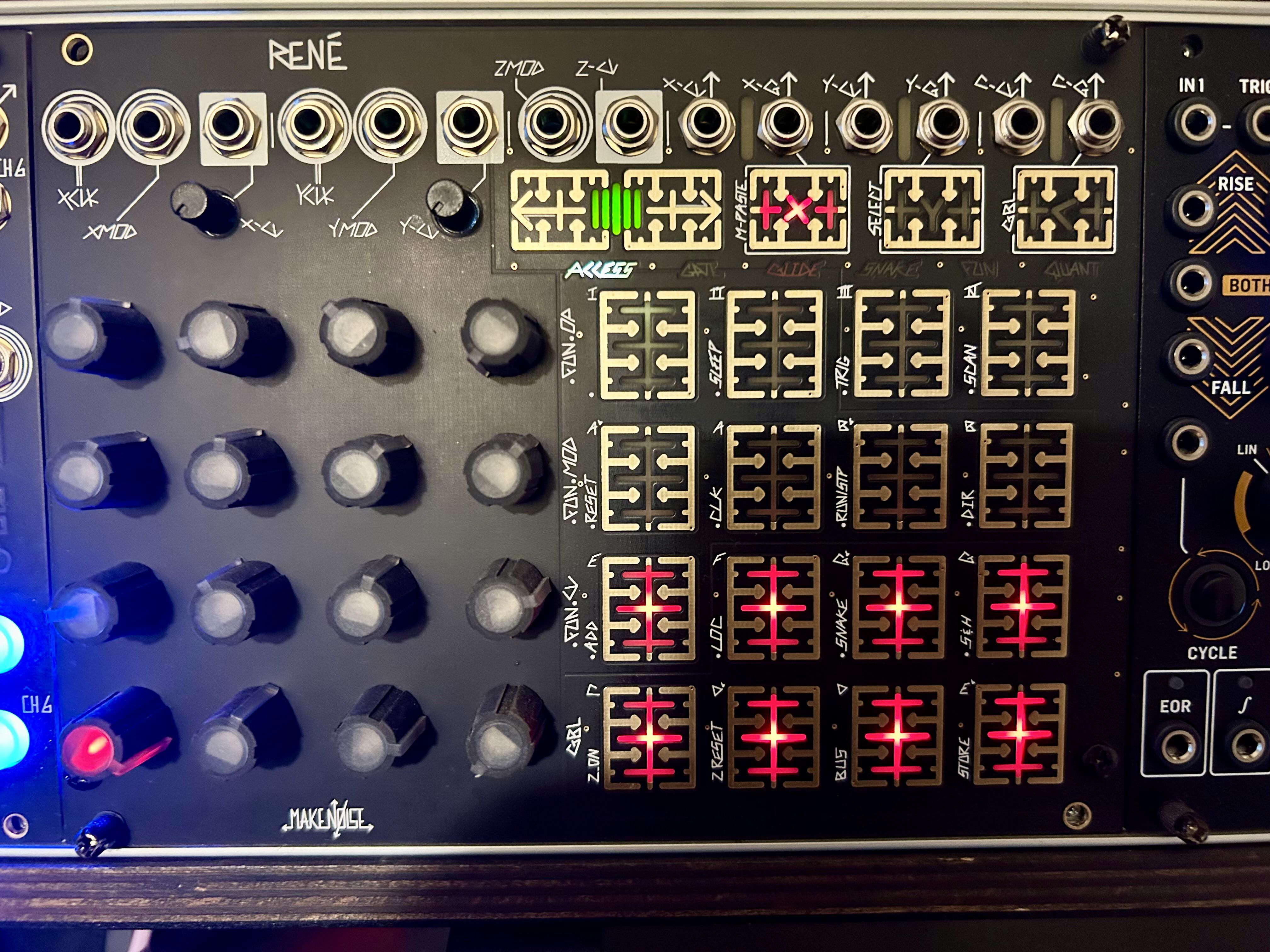 VENDS MAKE NOISE RENE 2