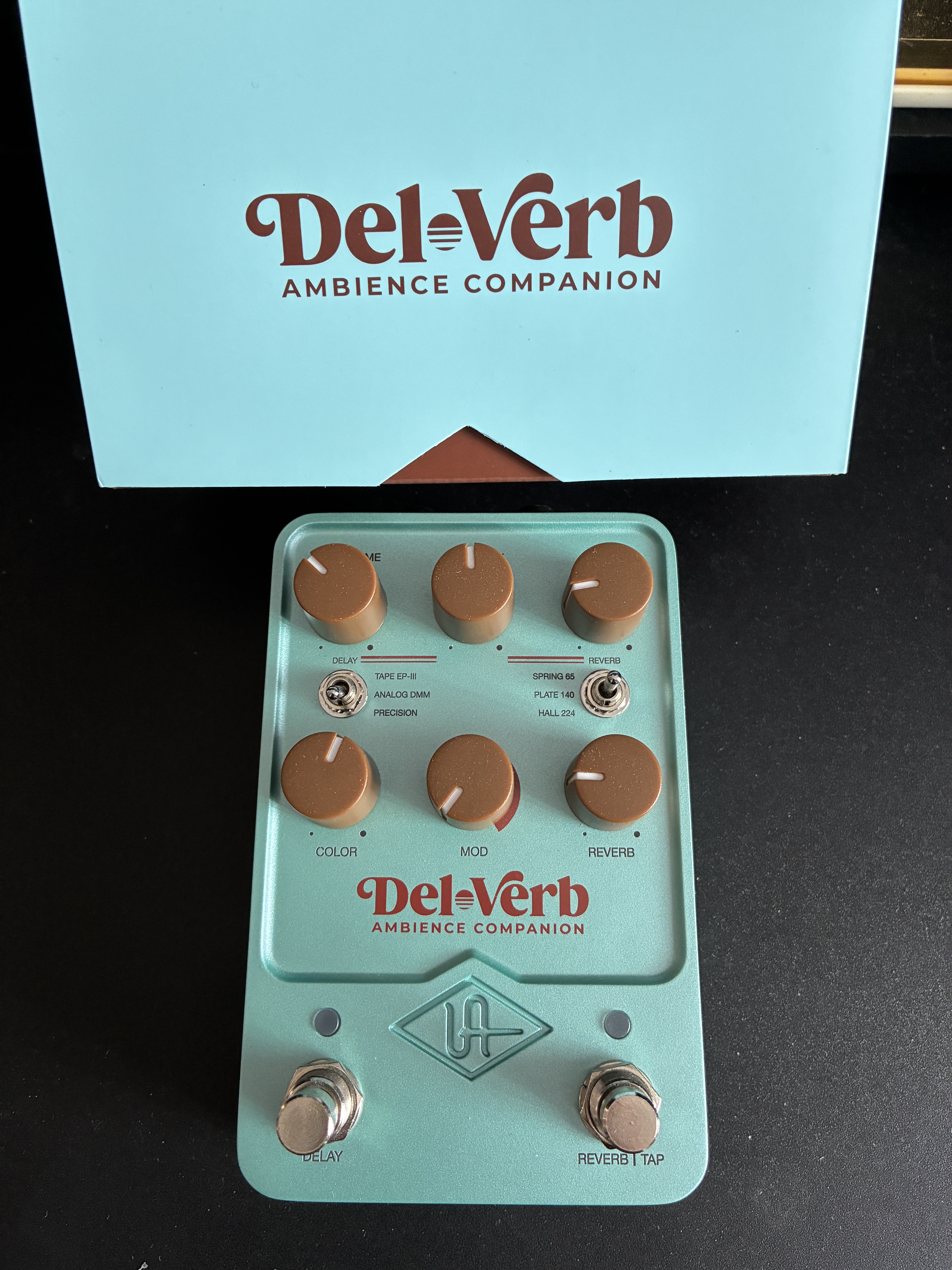 Vend UAD Delverb neuve juillet 2026