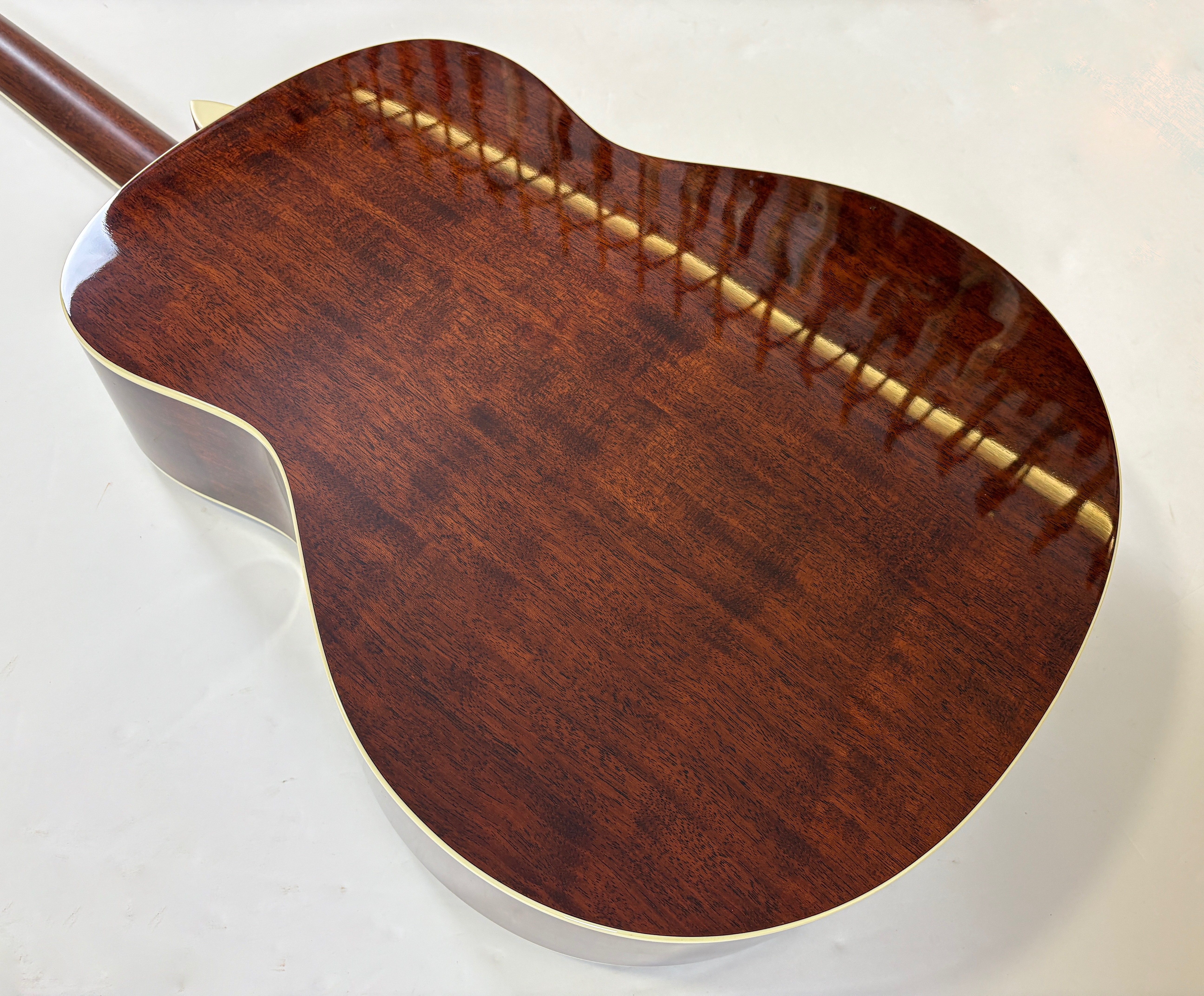 Taylor 528e (34395)
