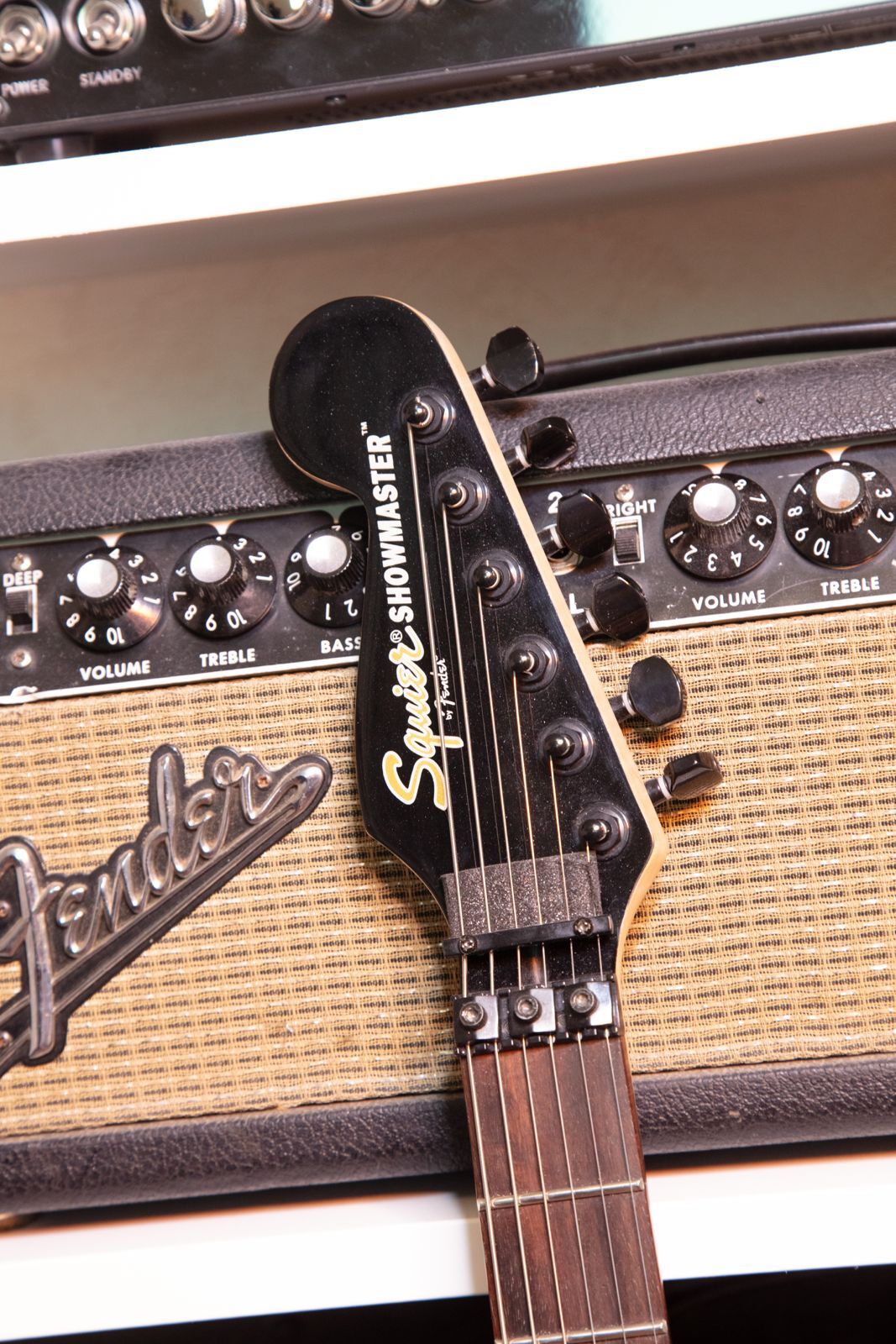 Squier Showmaster Floyd HSS indonésienne Optimisé