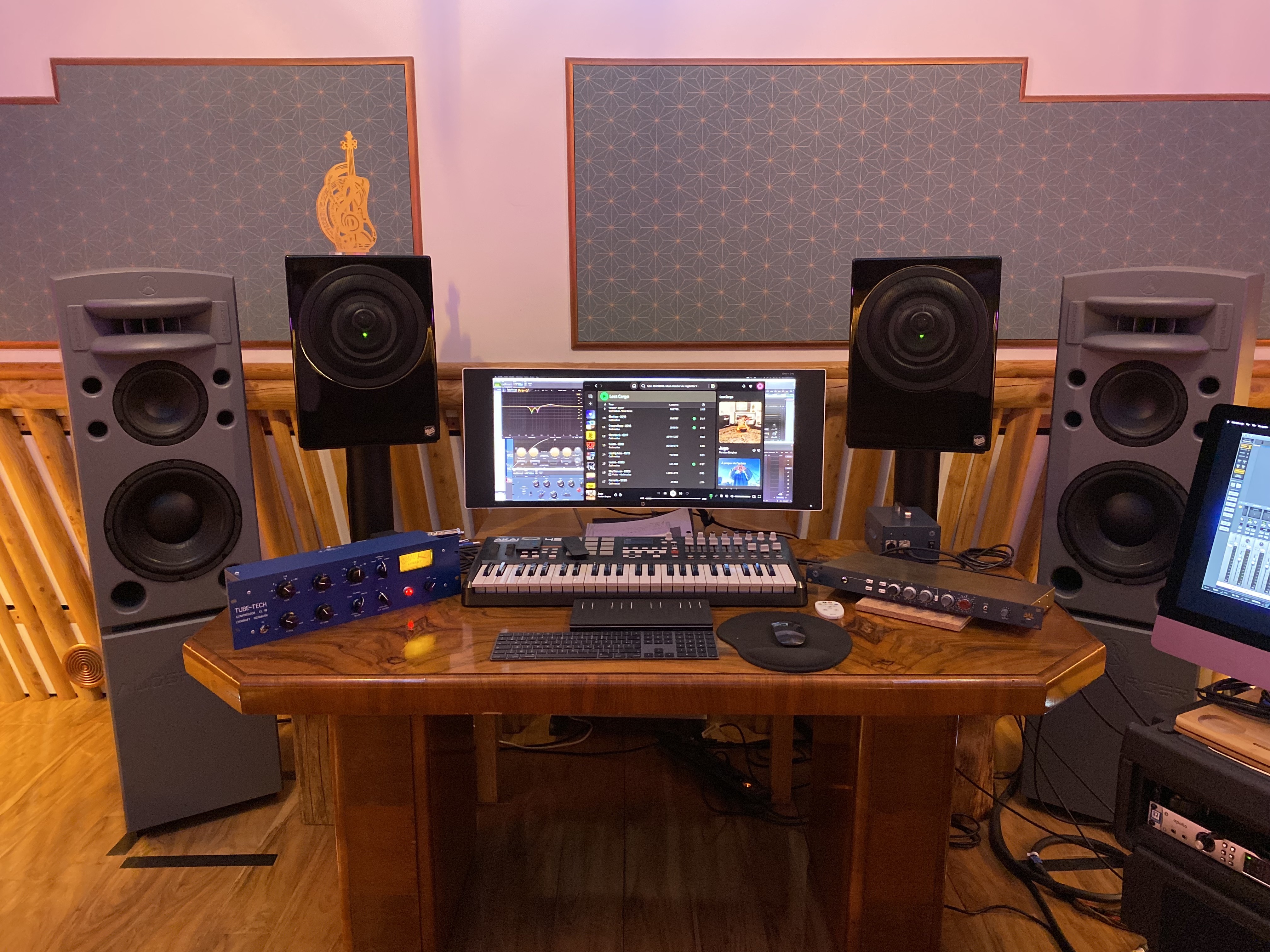 Vends Geithain RL 933K Piano Black Finish - État exceptionnel - Révisées chez Geithain - Pieds Liedtke inclus