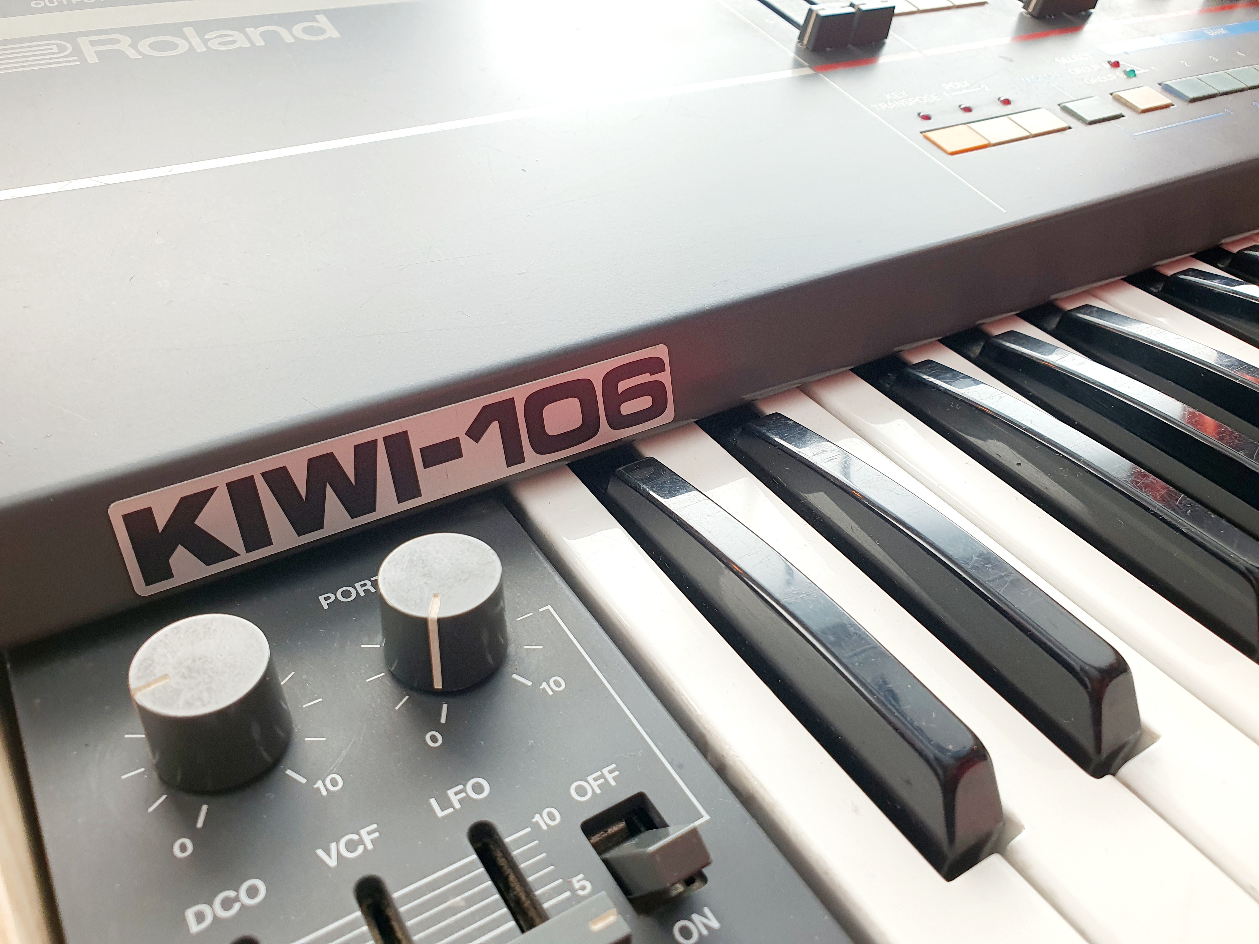 Roland JUNO-106 (31064)