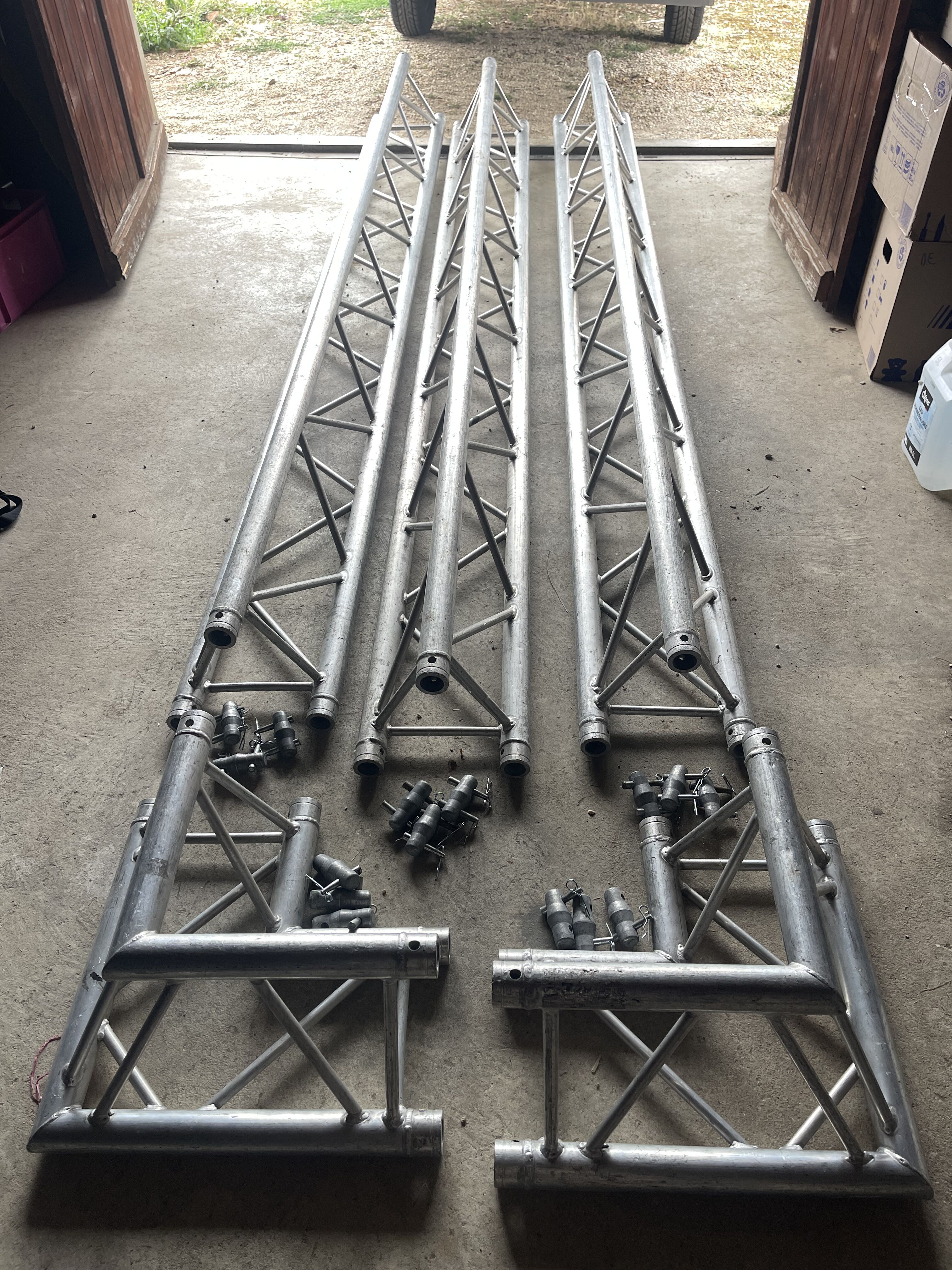 Vends ensemble ou détail de structures de Scène Alu ASD / Prolyte