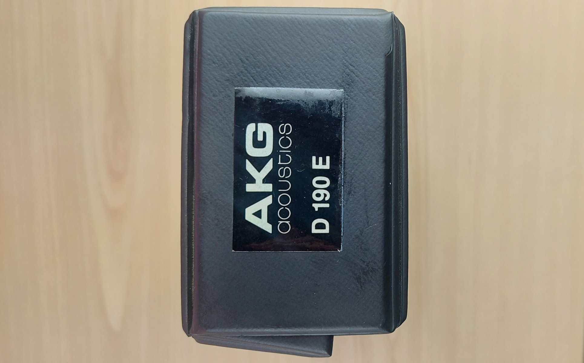AKG D190E 2 6