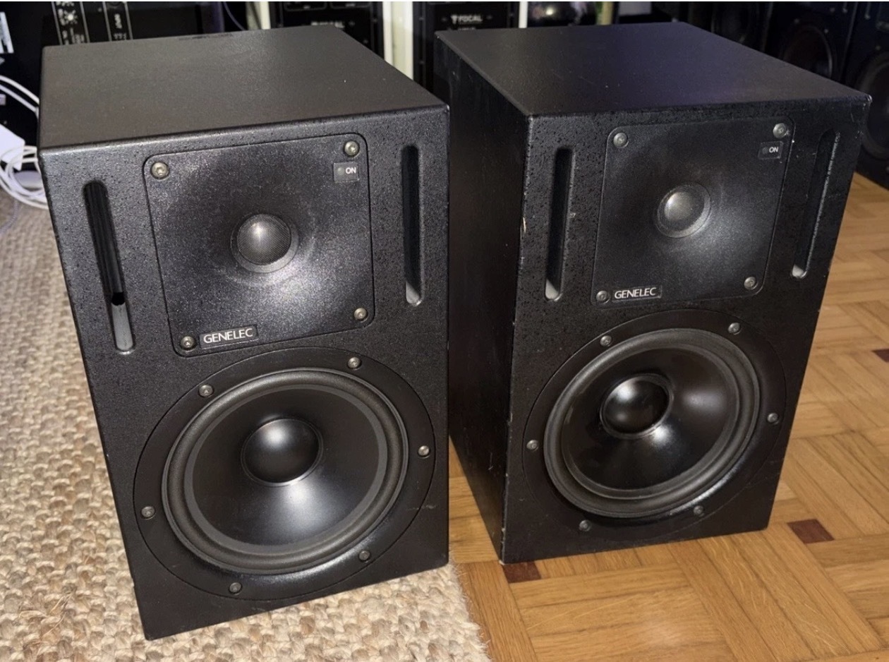 GENELEC 1030 A 