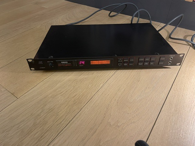 Yamaha SPX 50 D