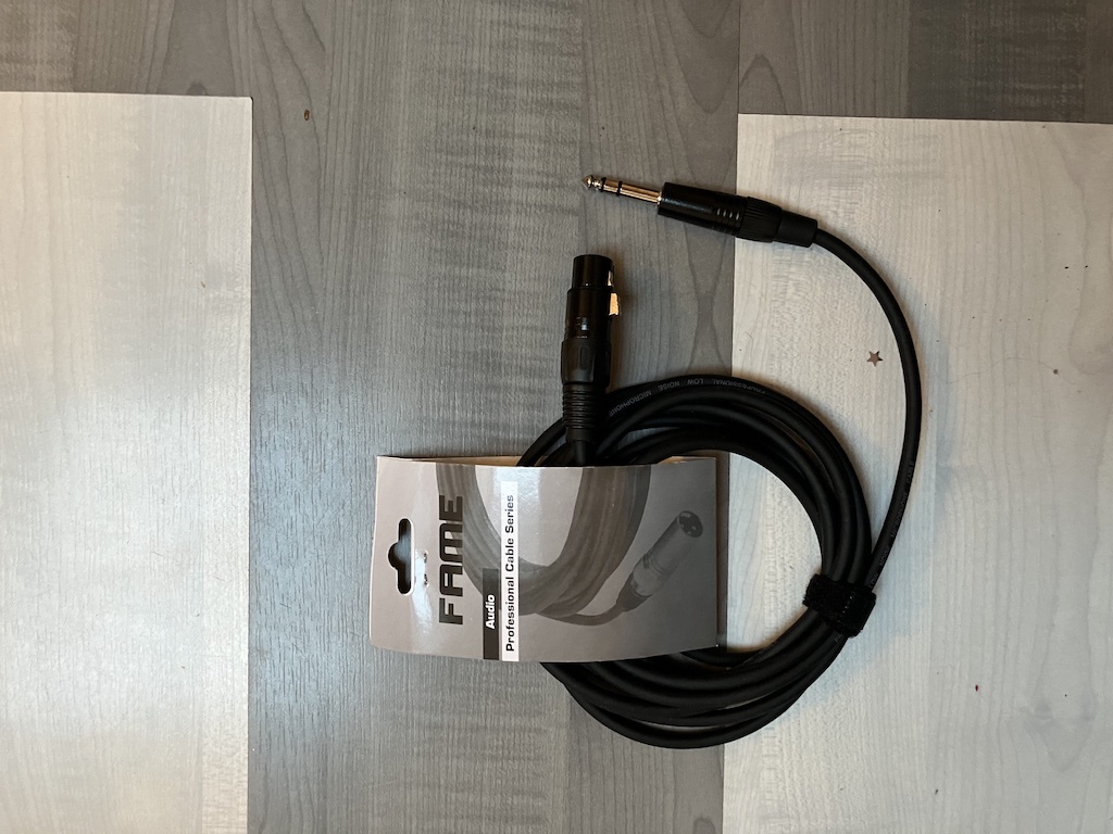 Cordial CPM 5 MV (82034)