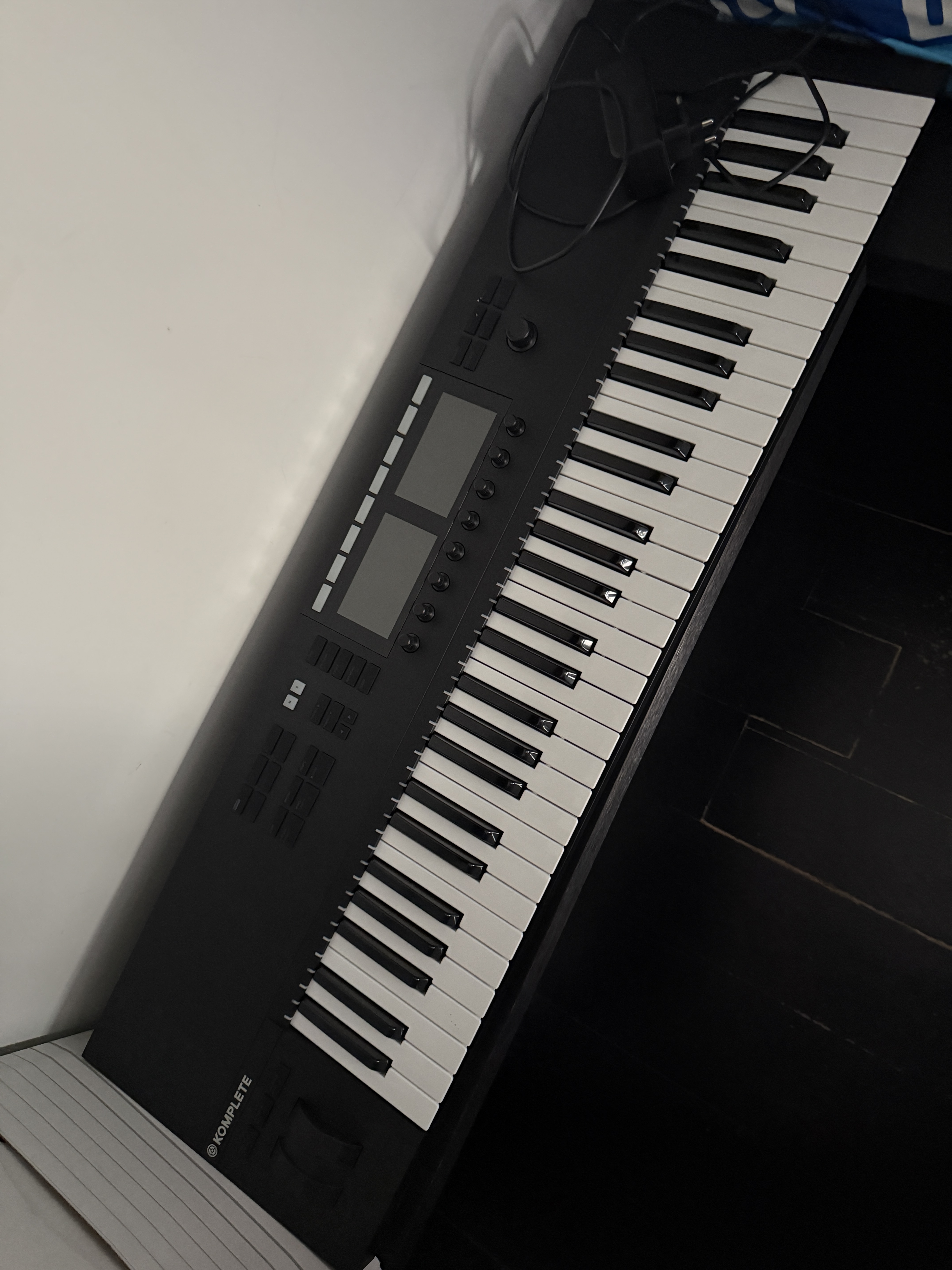 Native Instruments Komplete Kontrol S61 mk2 (6759)