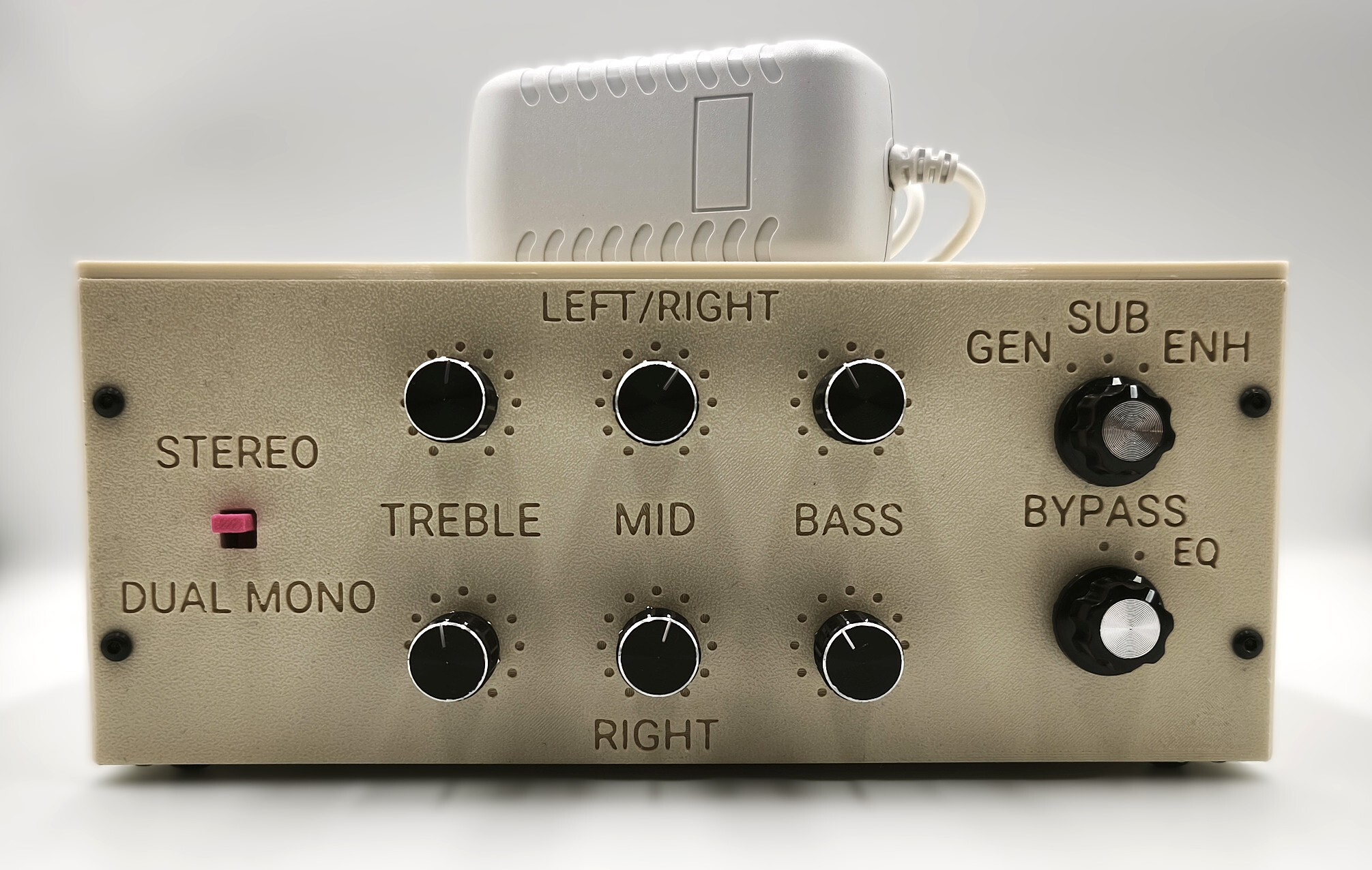 AAL – subtle eq rca – égaliseur analogique stéréo / dual mono