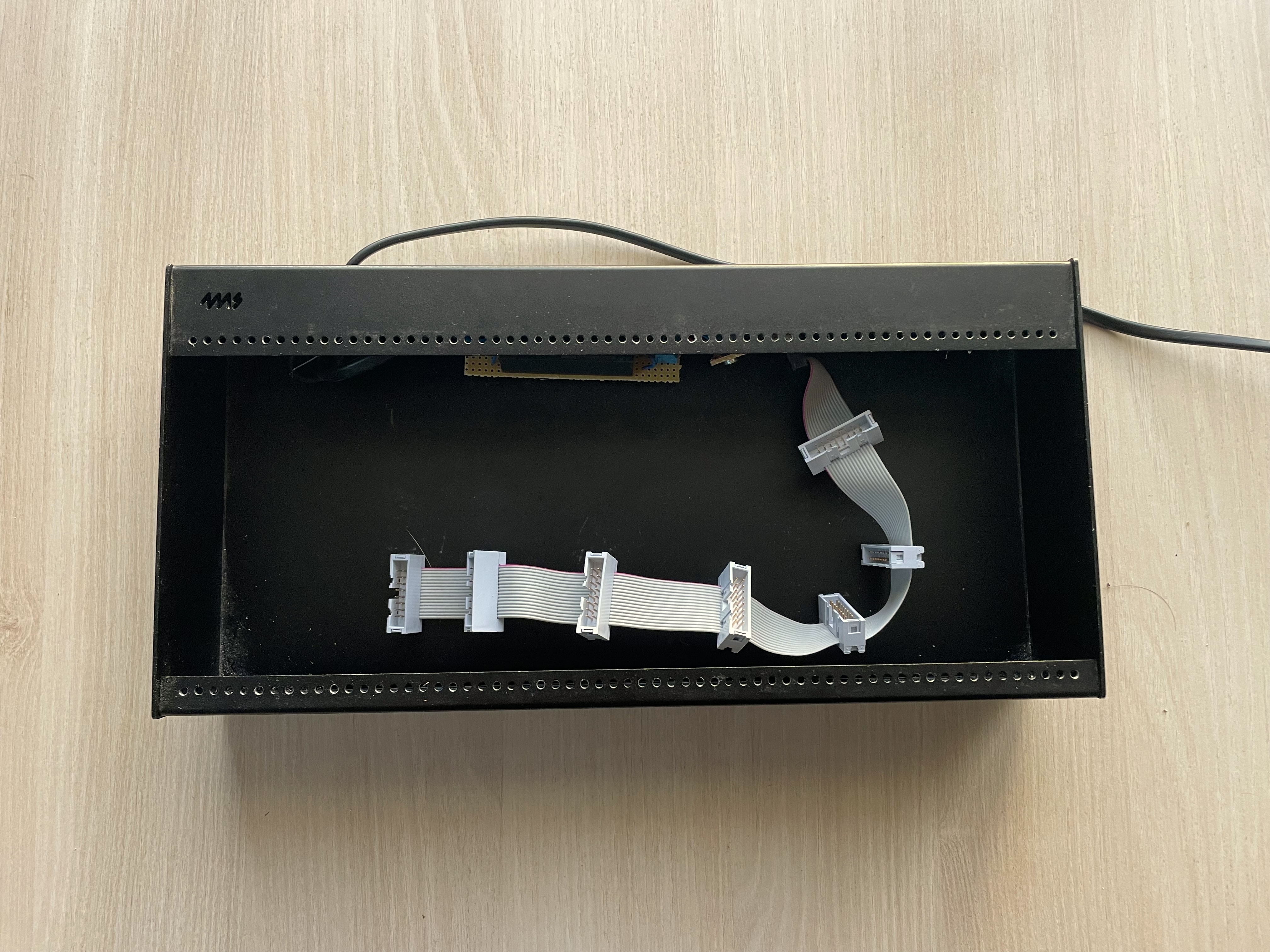 Vos case 62HP - alimenté DIY