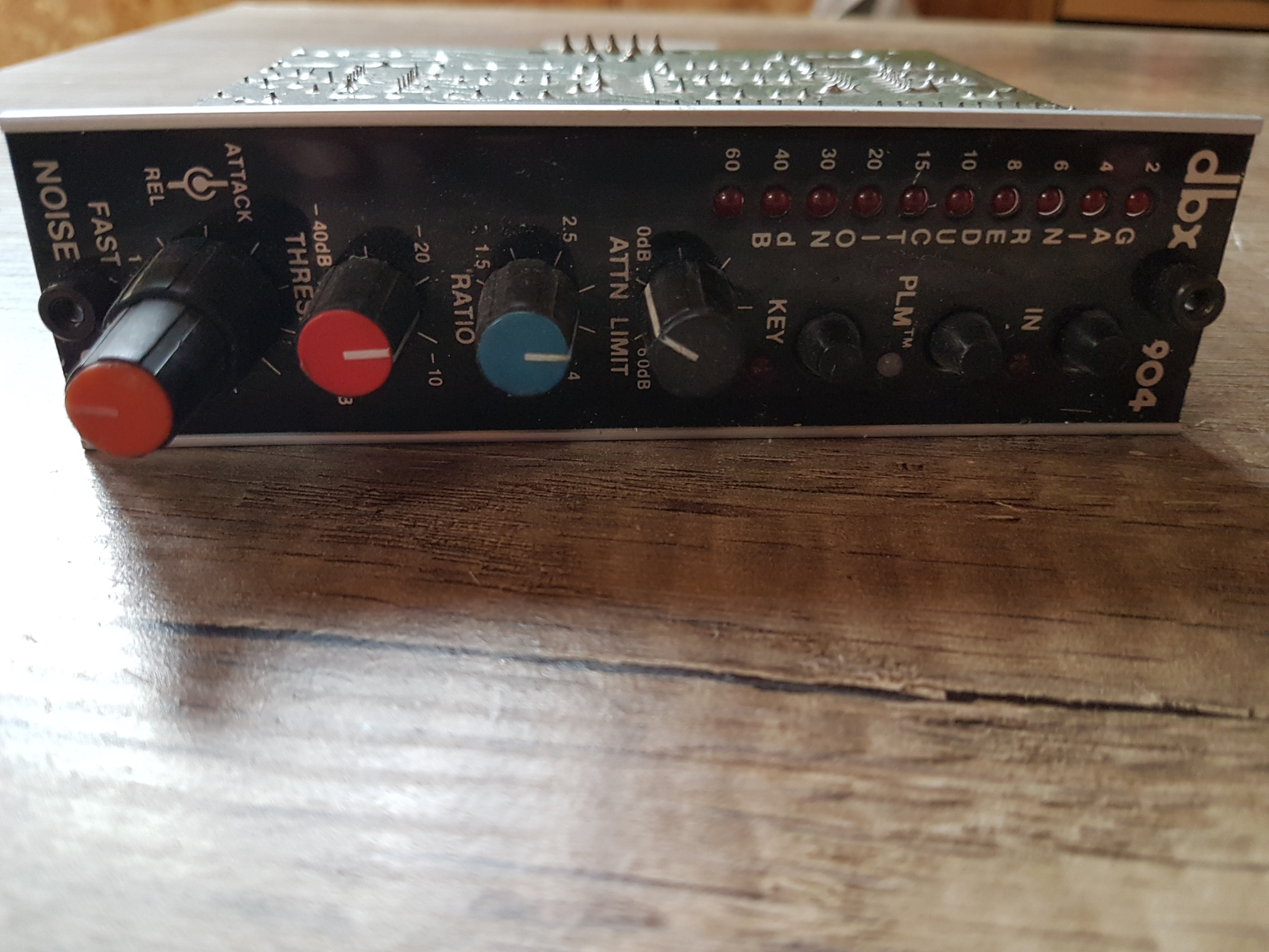 Module Noise Gate DBX904 pour cage 900
