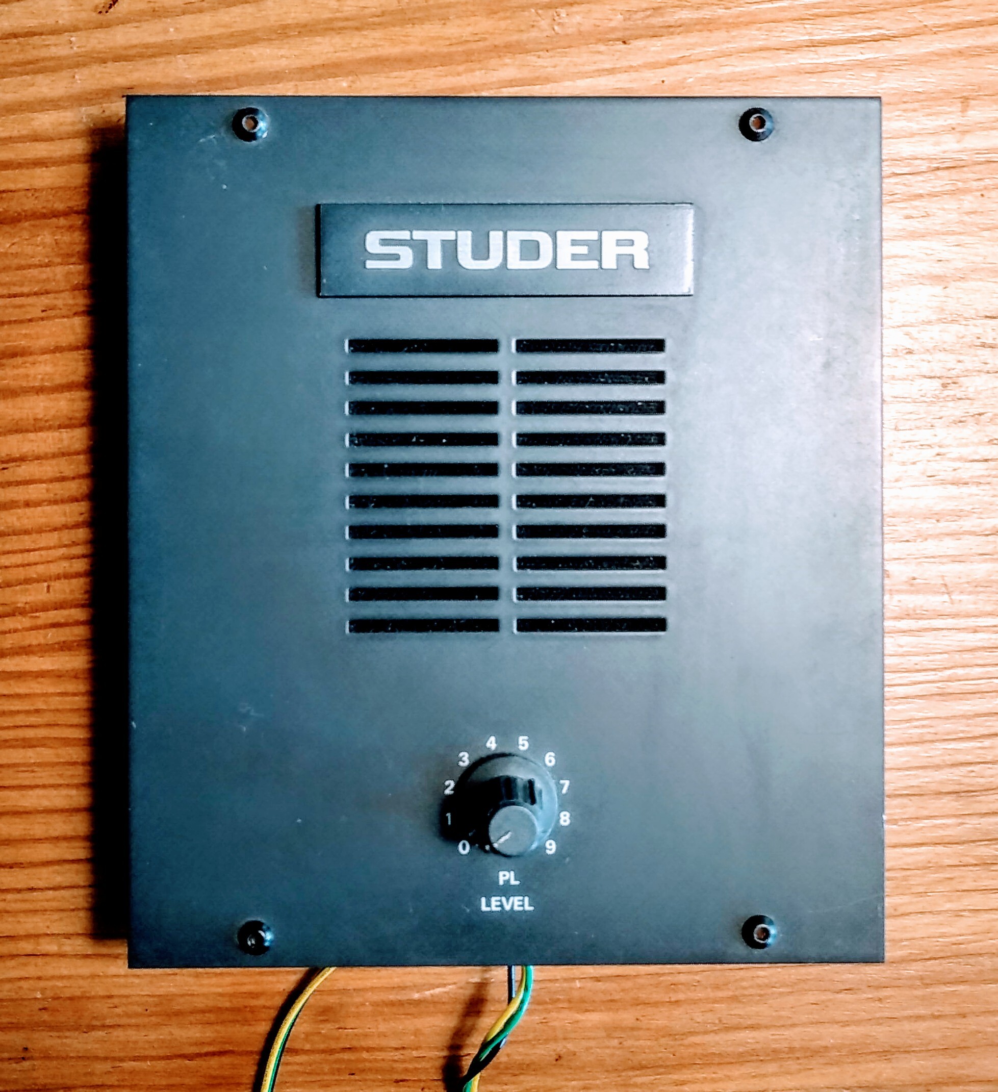 speaker
