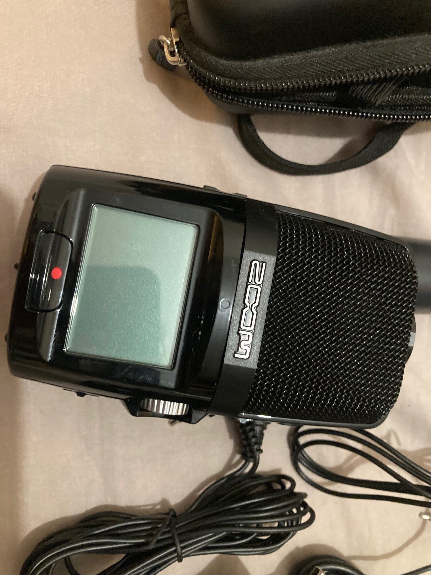 Vends Zoom H2n neuf, jamais servi avec accessoires