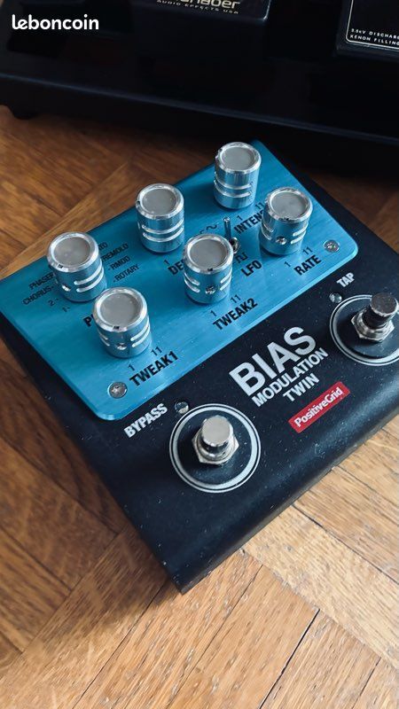 vends pédale Positive Grid Bias Modulation Twin 