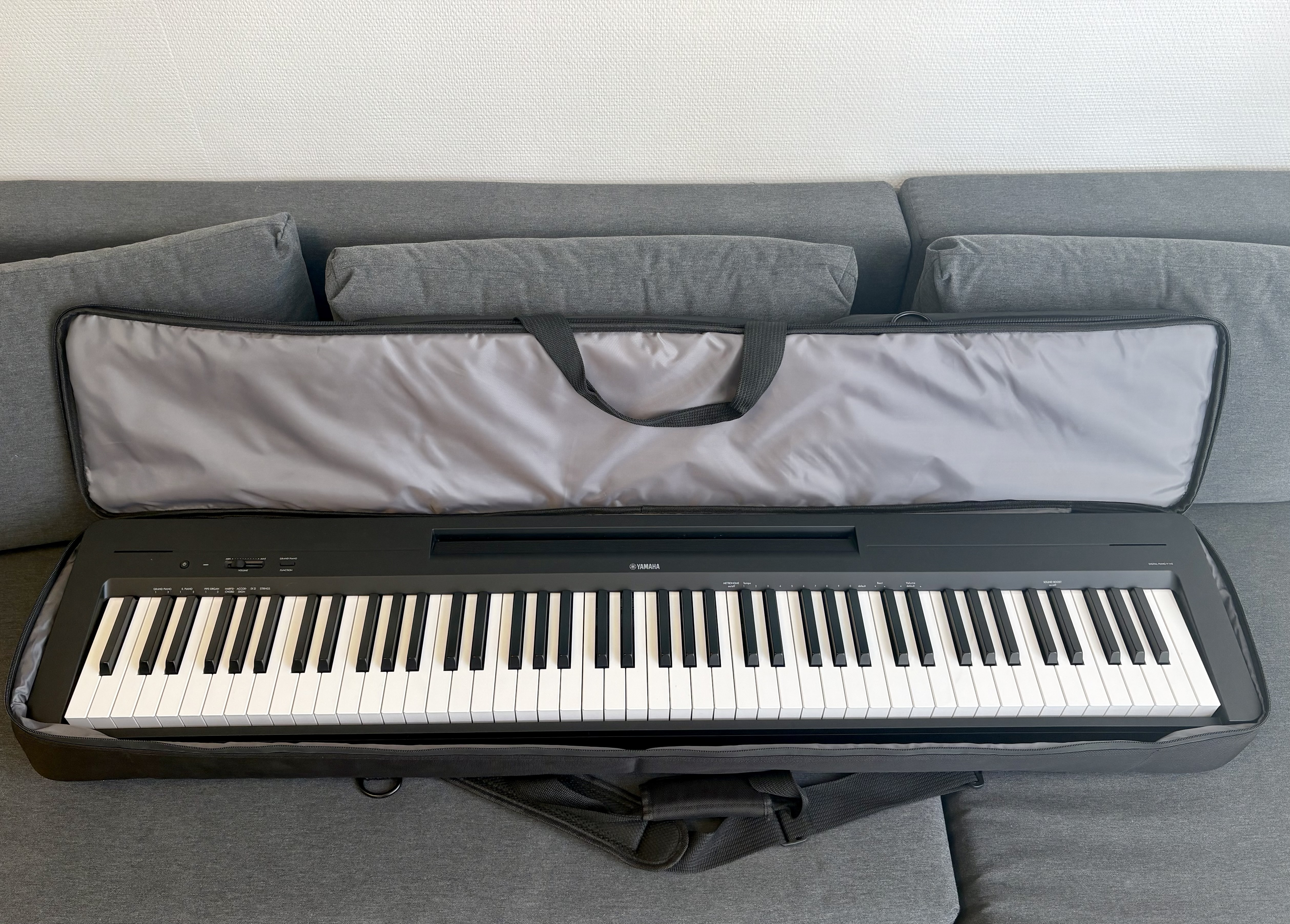 Yamaha P-145 (96071)