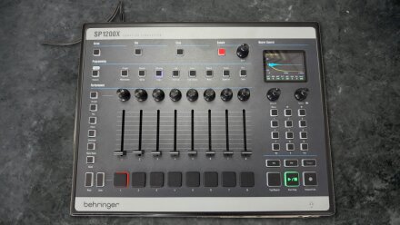 Behringer SP1200X -1 Behringer SP1200X -1
