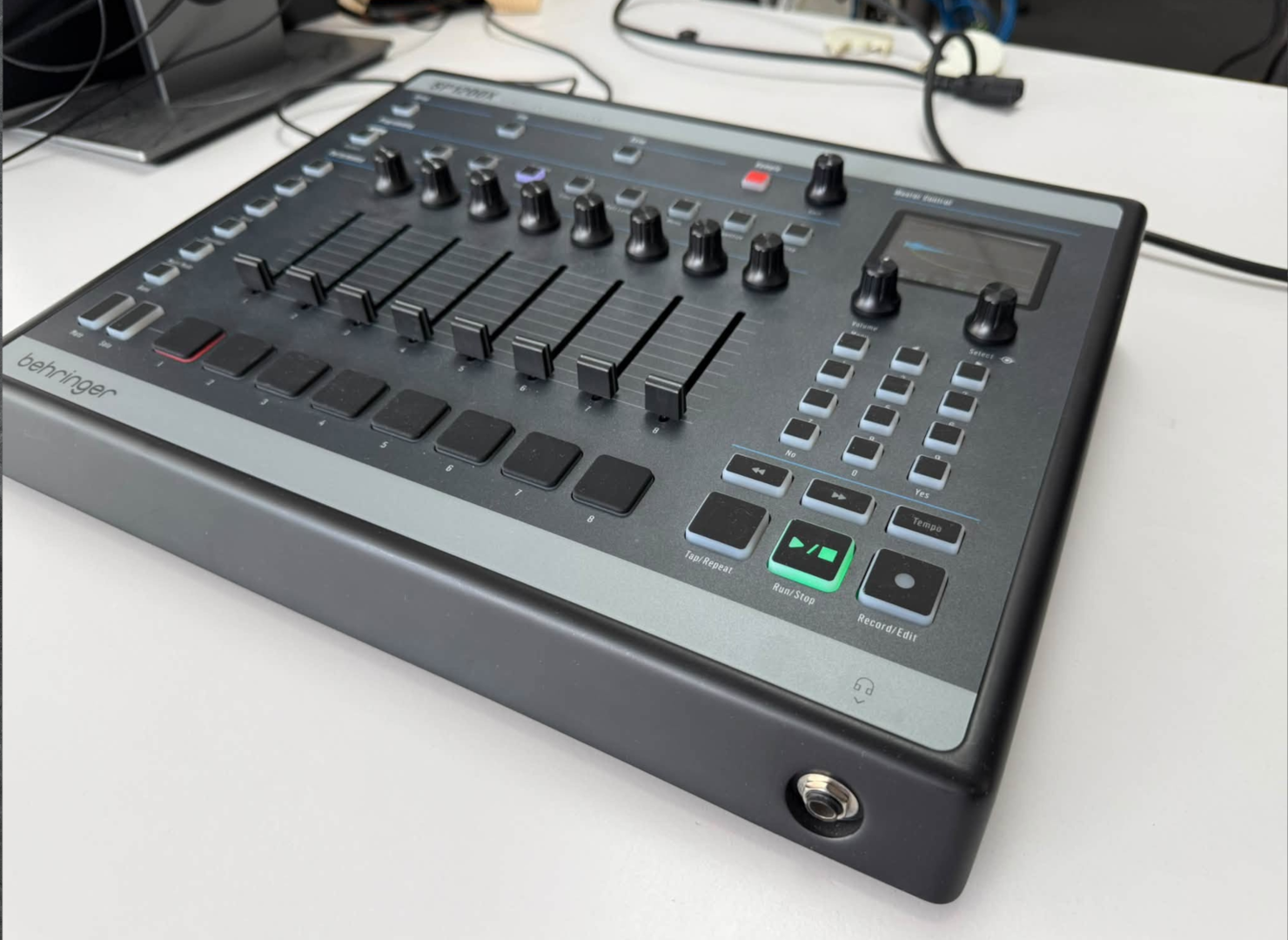 Behringer SP1200X -2