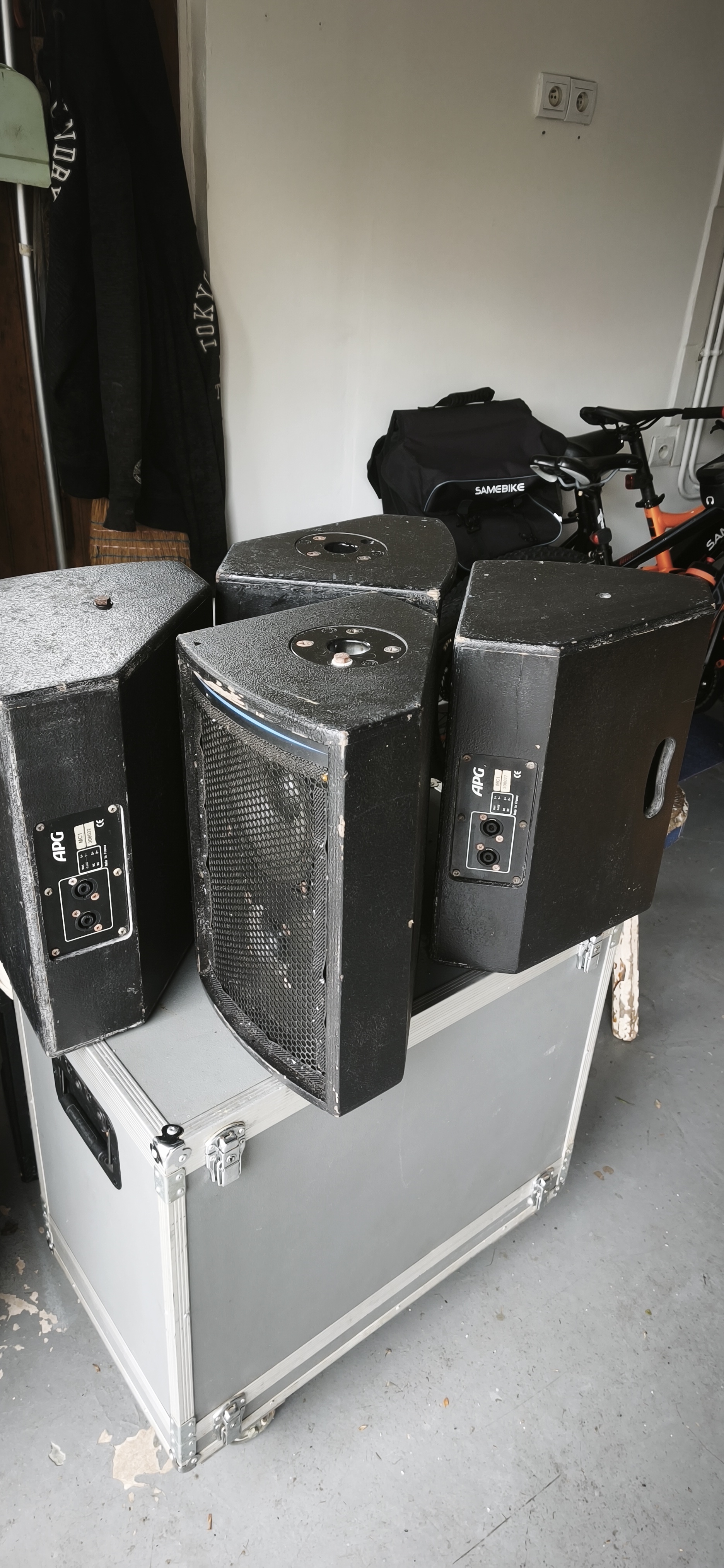 Enceinte APG Mc1 