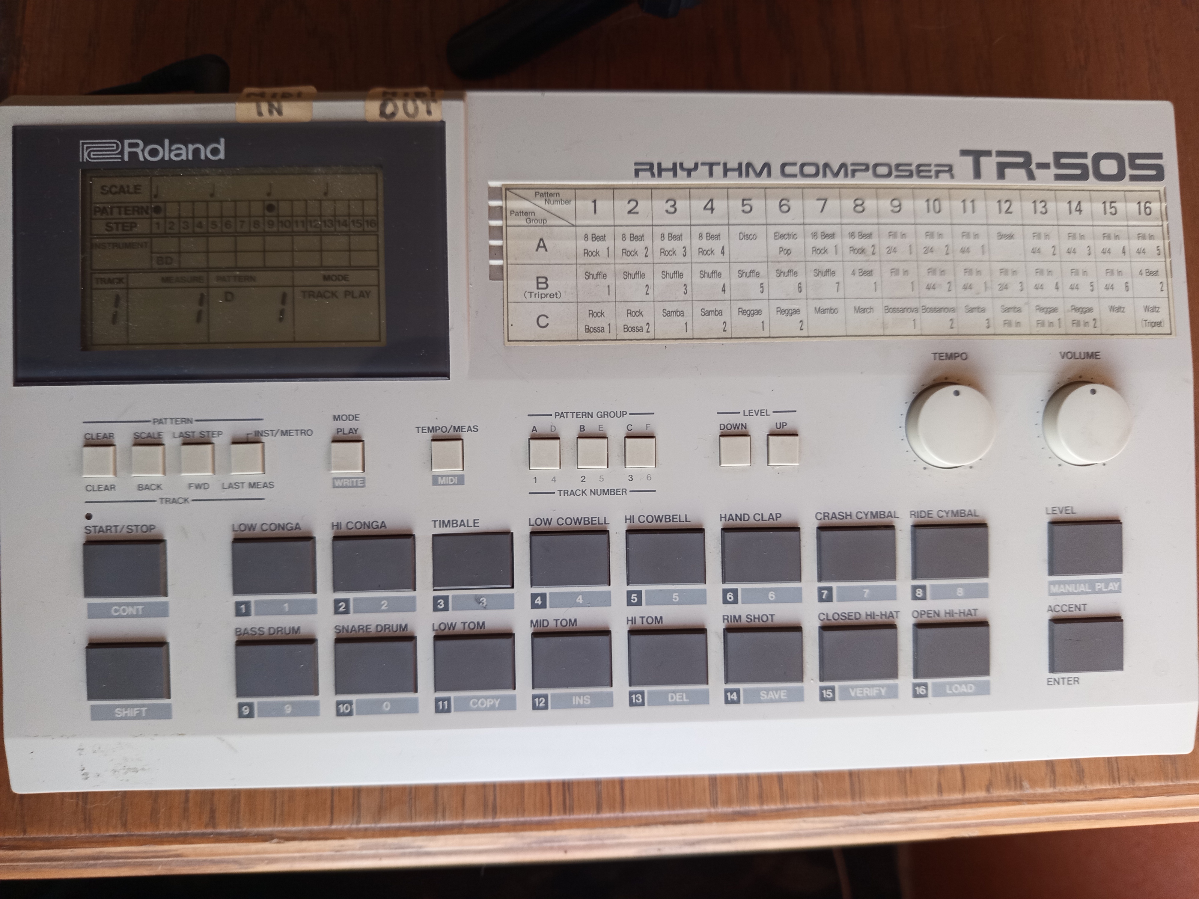 Roland TR 505