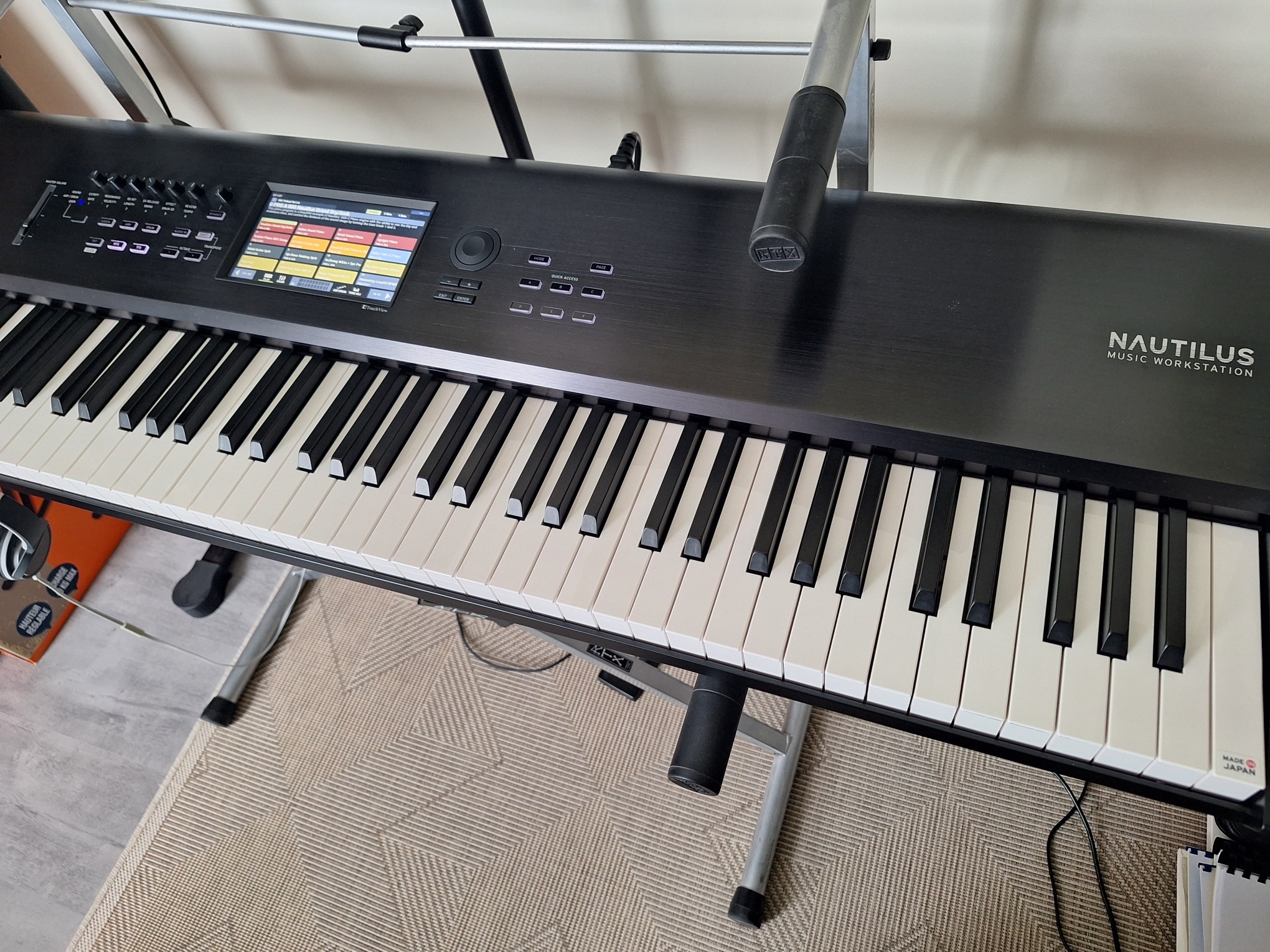 Vends korg nautilus 88